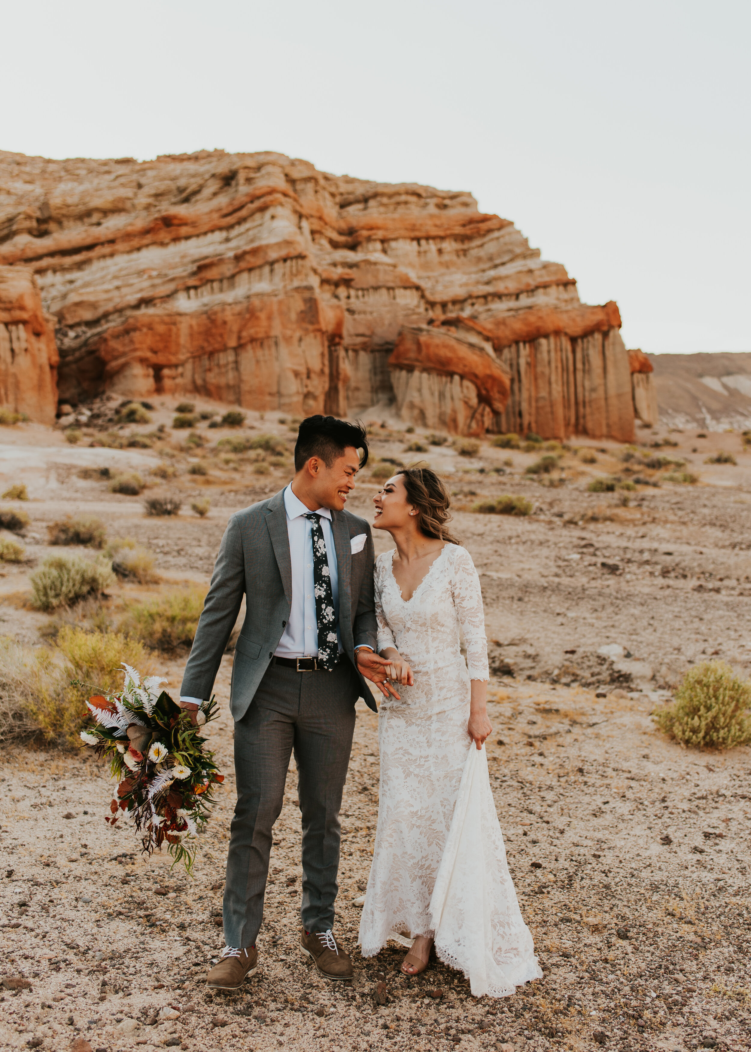 Red Rock Canyon Elopement | Southern California Elopement Photographer | Destination Elopement | Desert Elopement | Places to Elope | #elopement