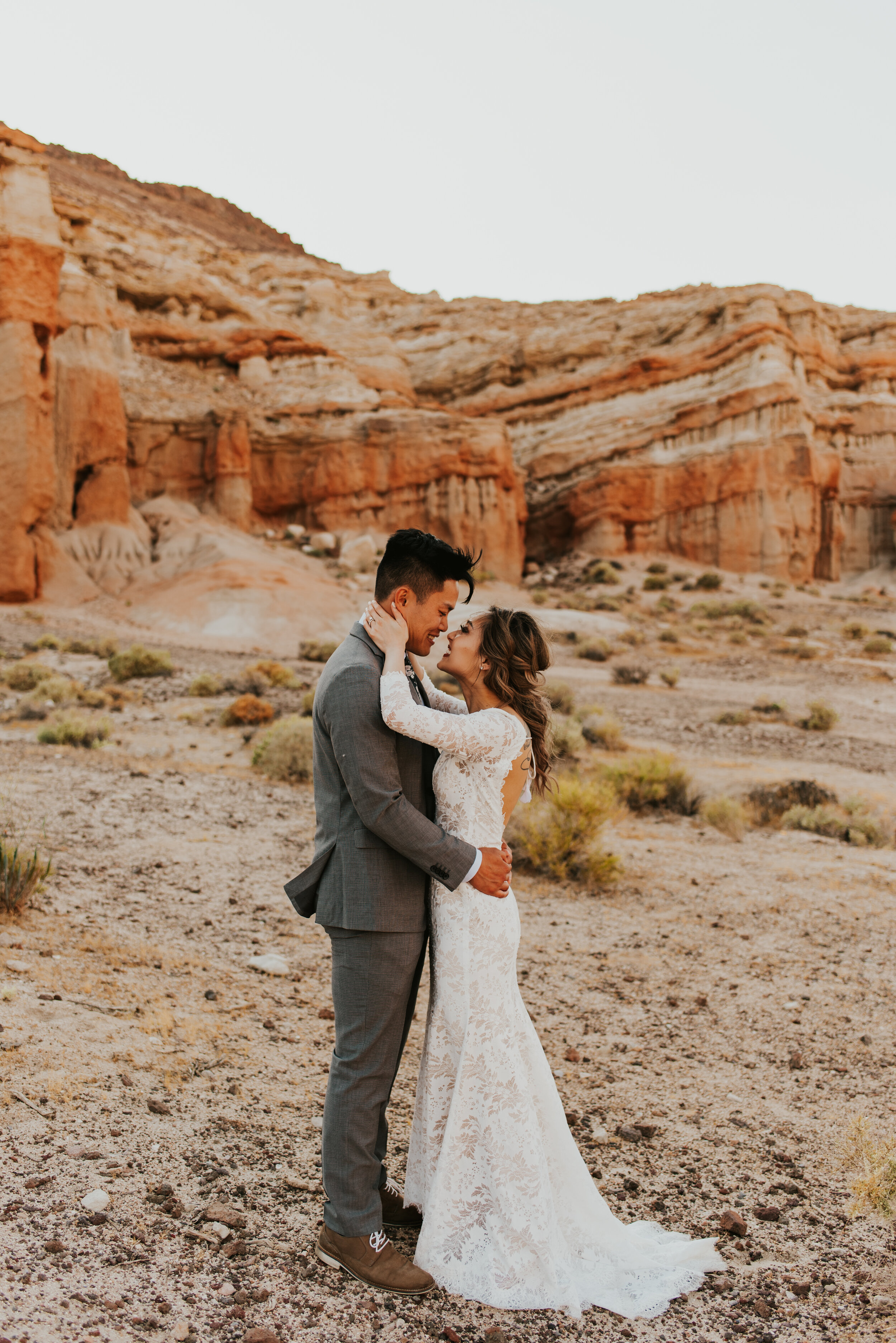 Red Rock Canyon Elopement | Southern California Elopement Photographer | Destination Elopement | Desert Elopement | Places to Elope | #elopement