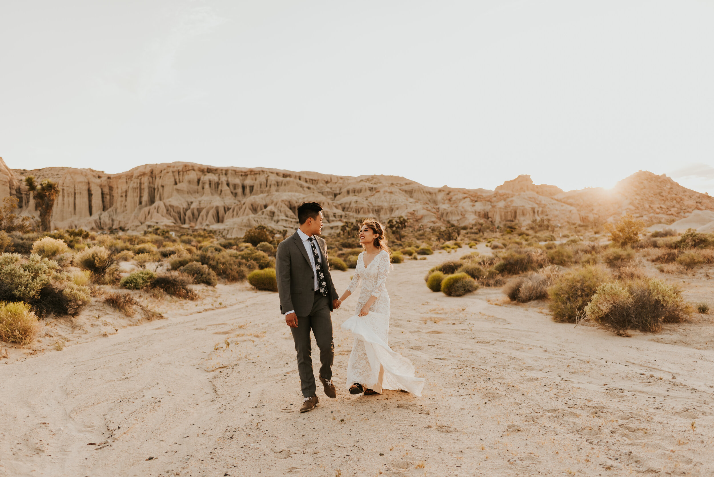 Red Rock Canyon Elopement | Southern California Elopement Photographer | Destination Elopement | Desert Elopement | Places to Elope | #elopement