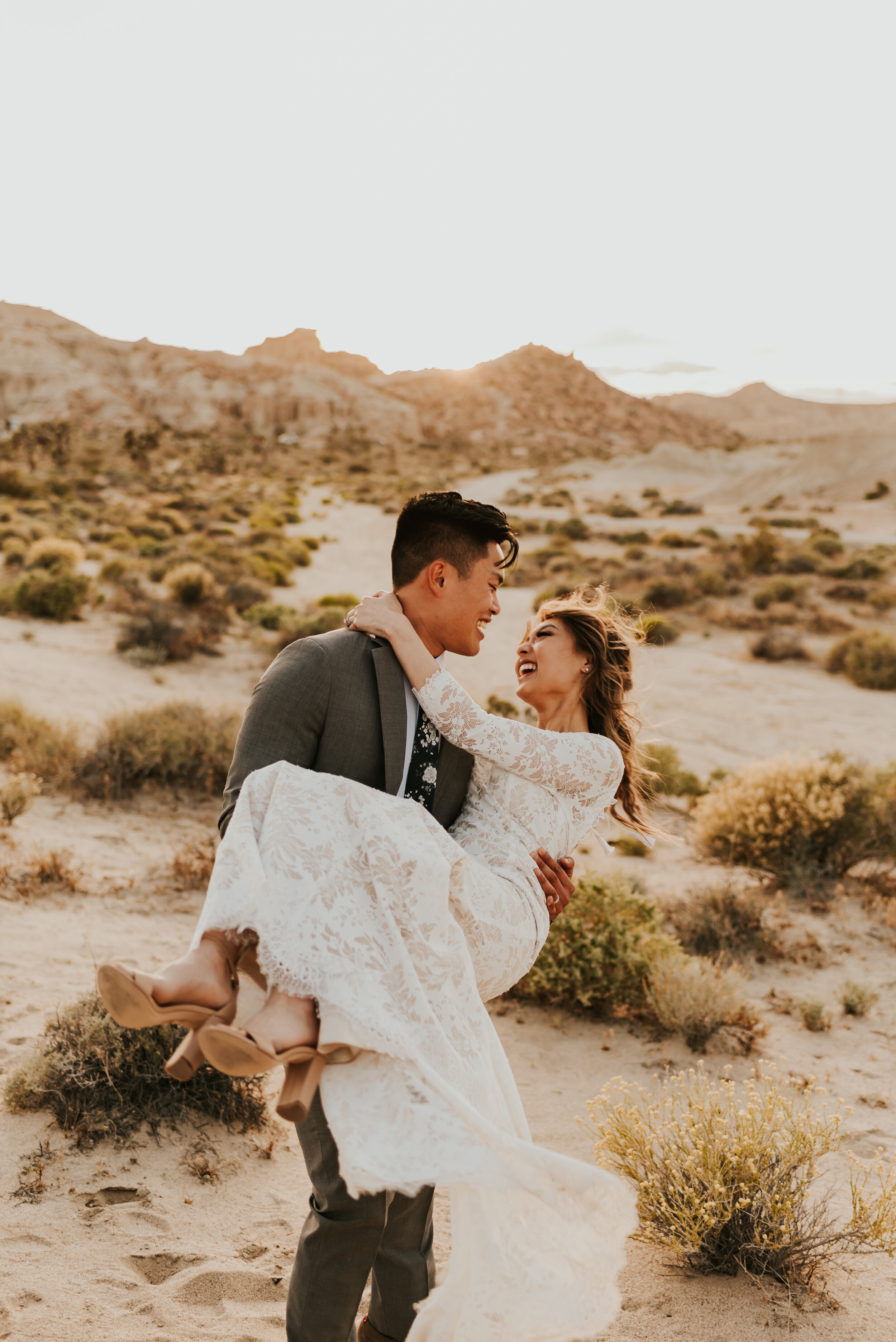 Red Rock Canyon Elopement | Southern California Elopement Photographer | Destination Elopement | Desert Elopement | Places to Elope | #elopement