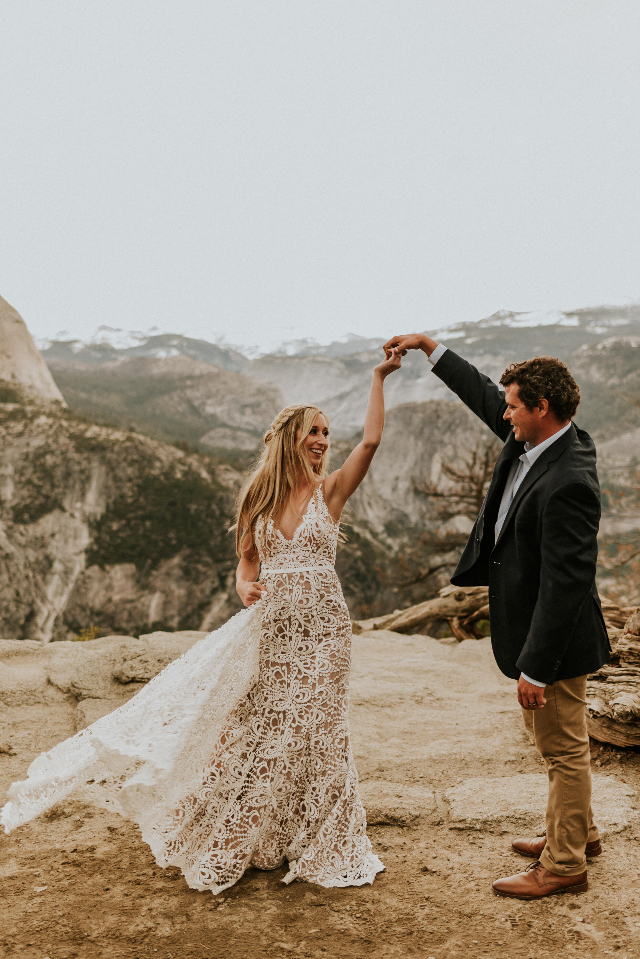 Yosemite Elopement | Glacier Point Elopement | Taft Point Elopement | Yosemite Elopement Photographer | Yosemite National Park | Yosemite Wedding Photography