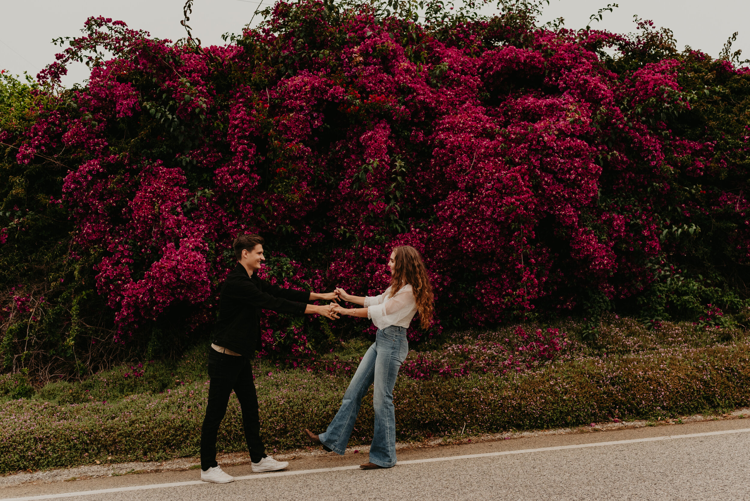 Point Dume Malibu Session | Malibu Cliffside Engagement Session | Ocean Cliffs Engagement | Southern California Summer Engagement | Couples Outfits