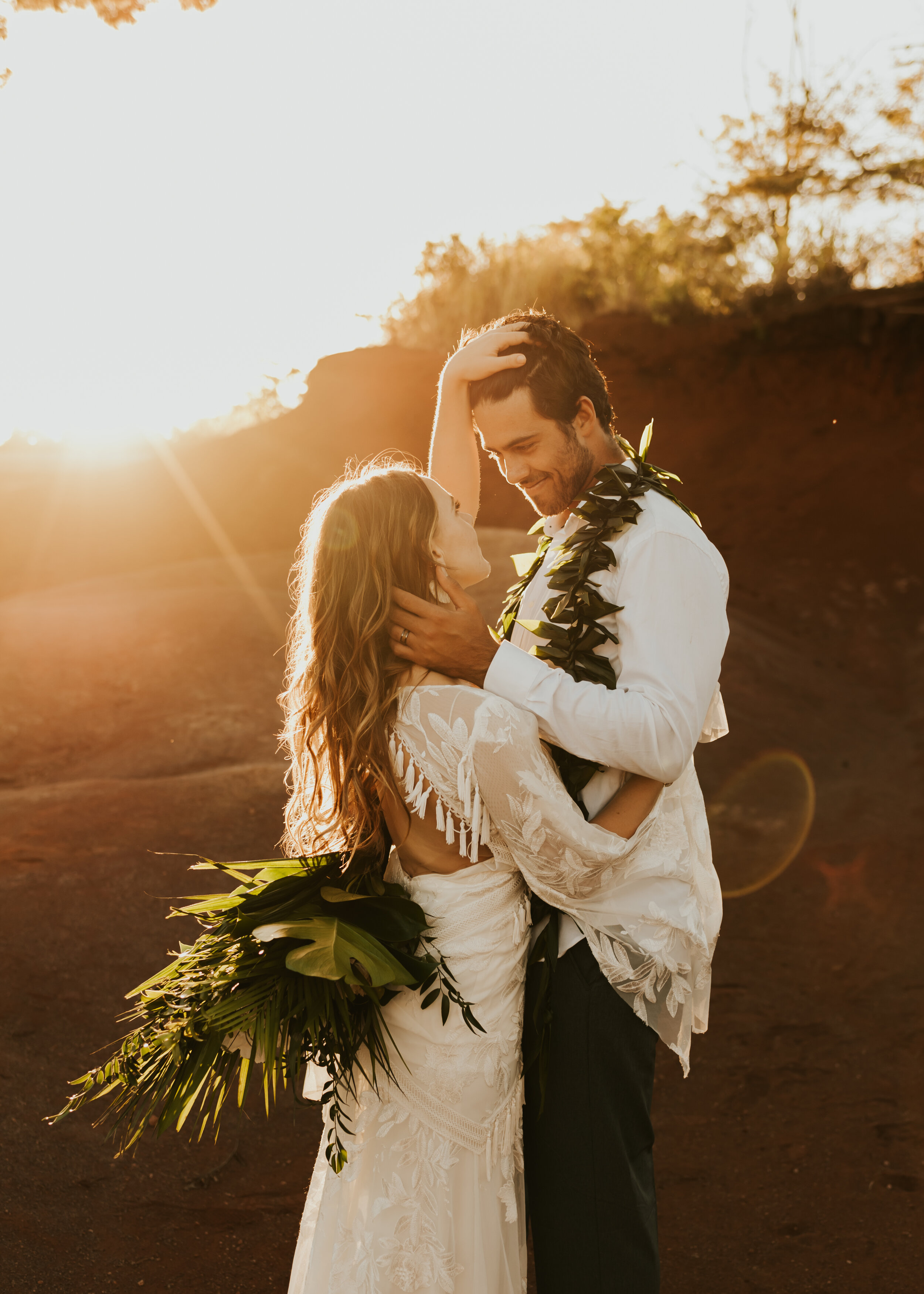Boho Hawaii elopement | Rue De Seine Wedding Dress | Bohemian Wedding | Waimea Canyon elopement | Kauai elopement | Hawaii Elopement Photographer