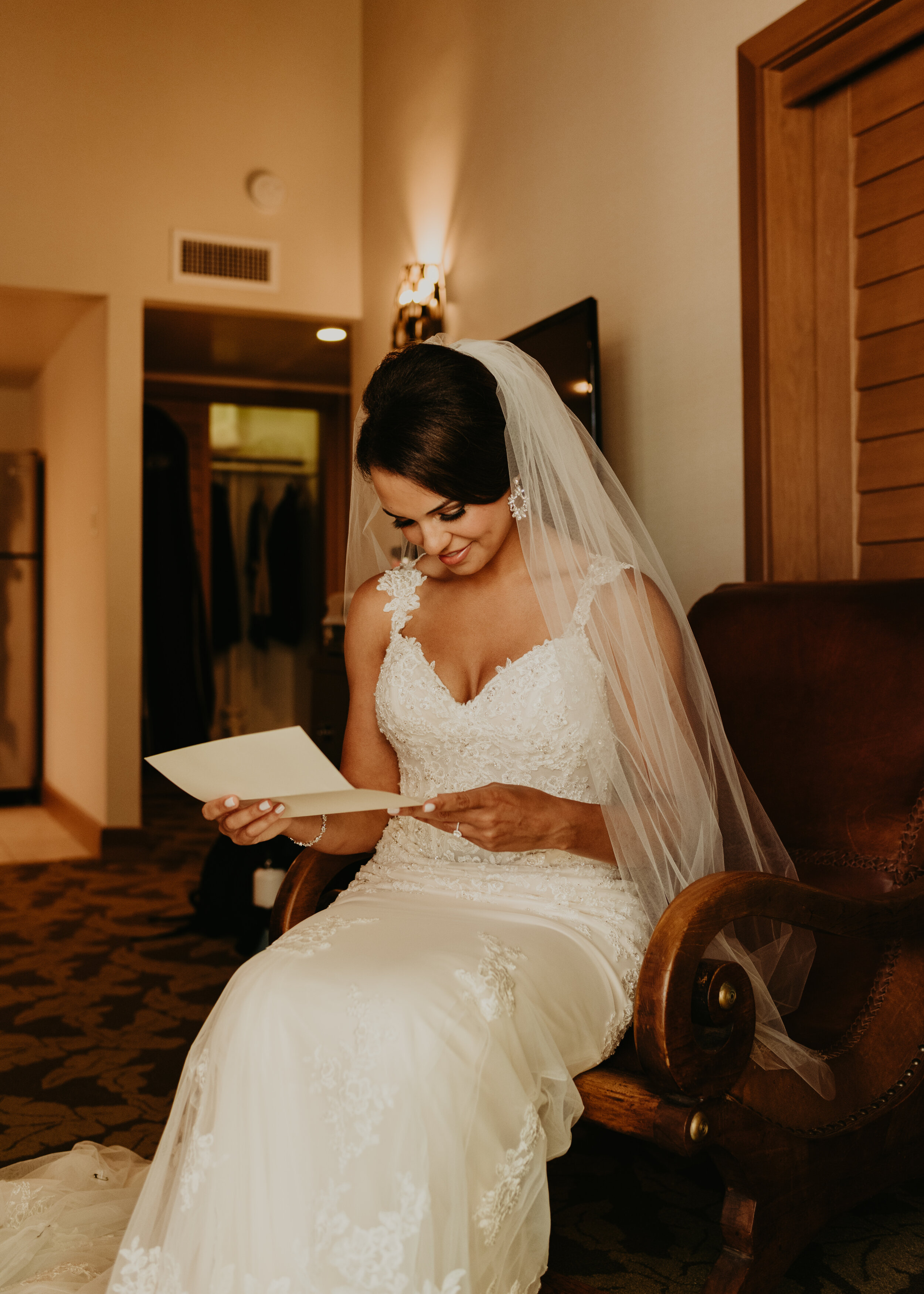 Intimate Wedding in San Diego | getting ready photos | San Diego Elopement Photographer | Southern California elopement photographer | small wedding | couple eloping in san diego