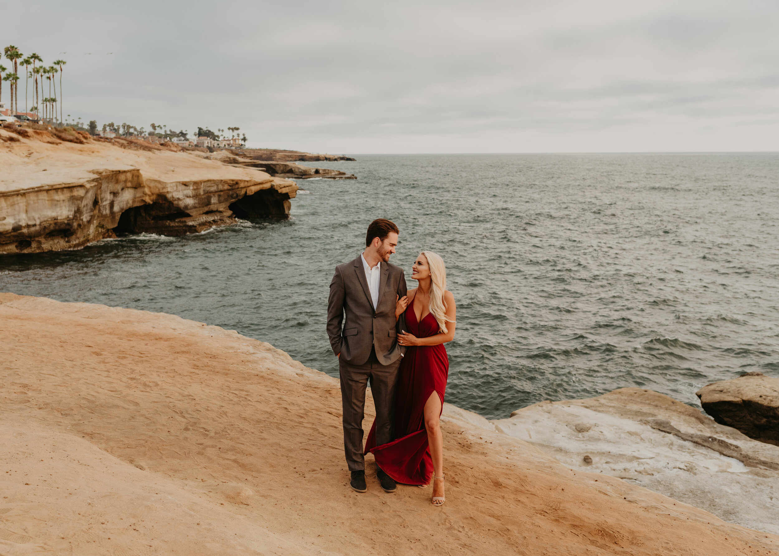 Sunset Cliffs Engagement Session | Couples Photos | San Diego Elopement Photographer | San Diego Engagement | California Beach Cliffs