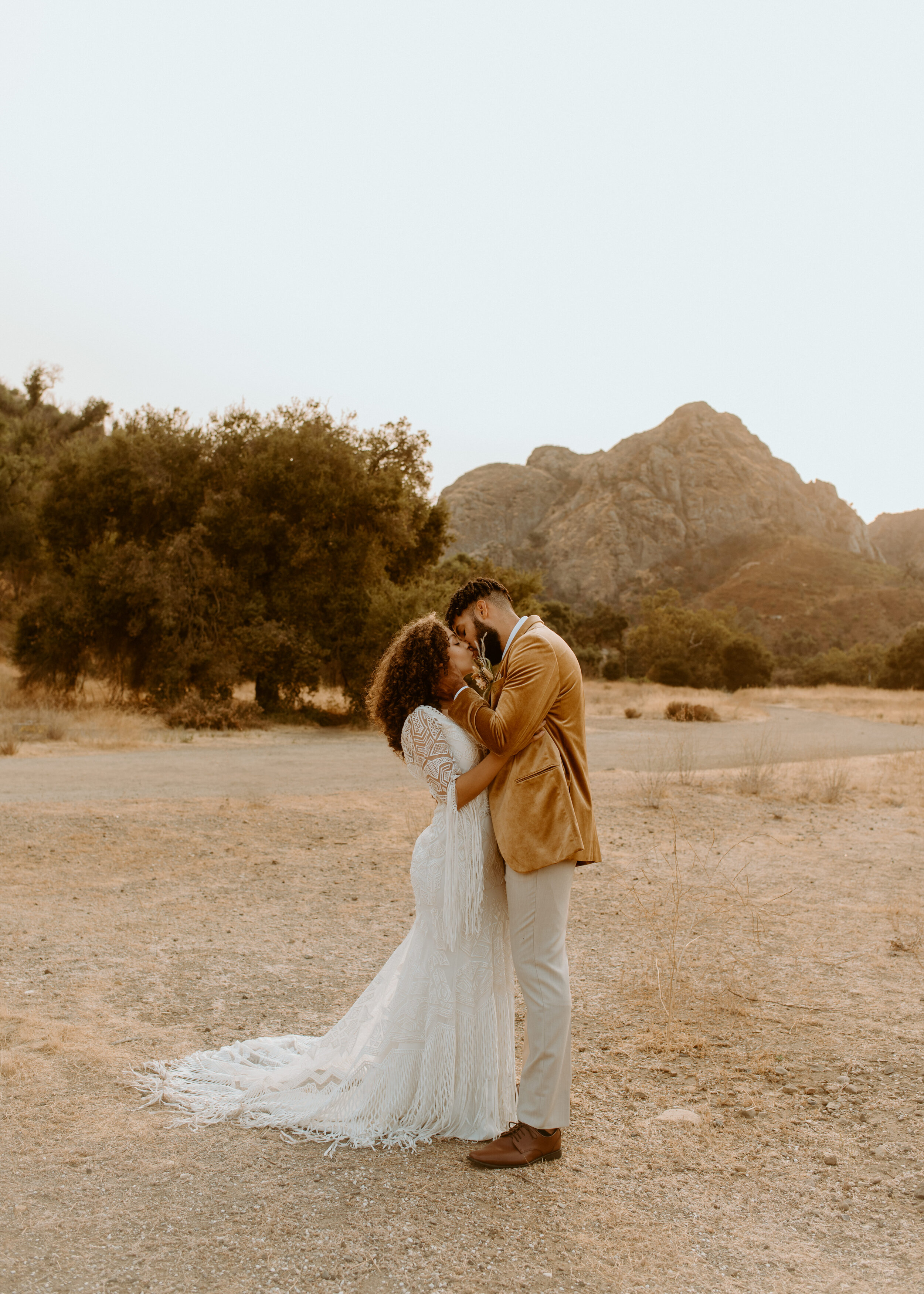 Malibu mountain elopement | Malibu elopement photographer | Malibu Creek State Park | Boho elopement | eloping in Los Angeles Mountains 