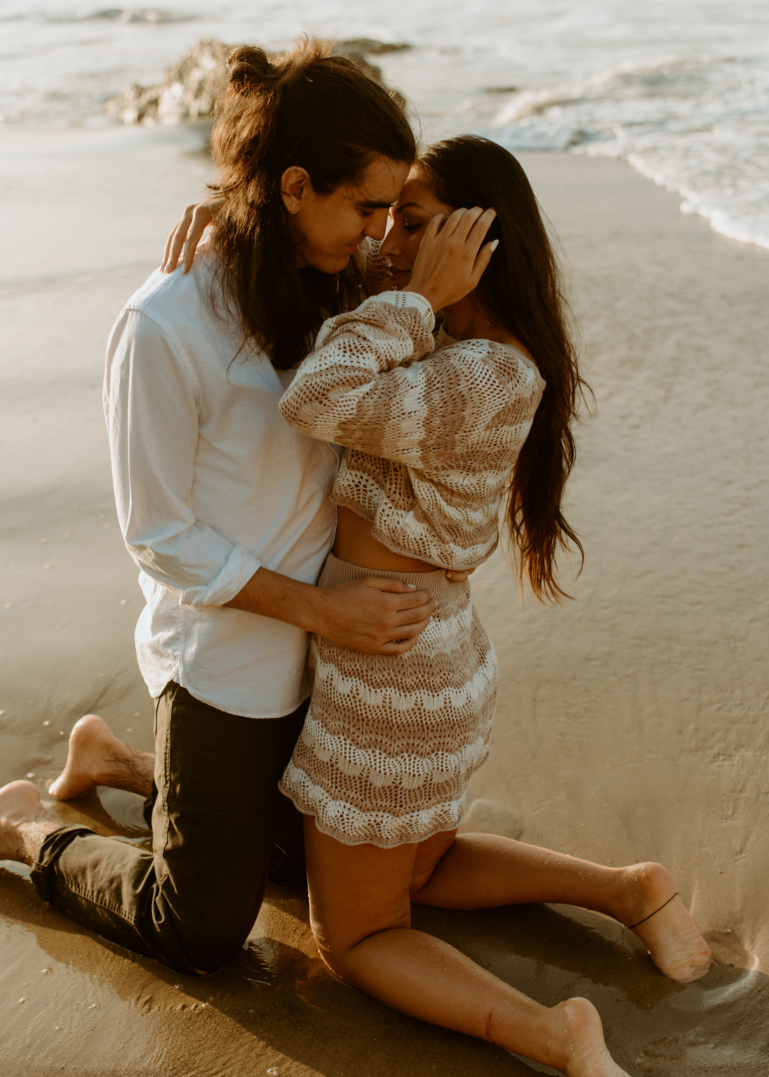 Beach Engagement Photoshoot Poses  Ideas 100s Of Cute Couple Pictures