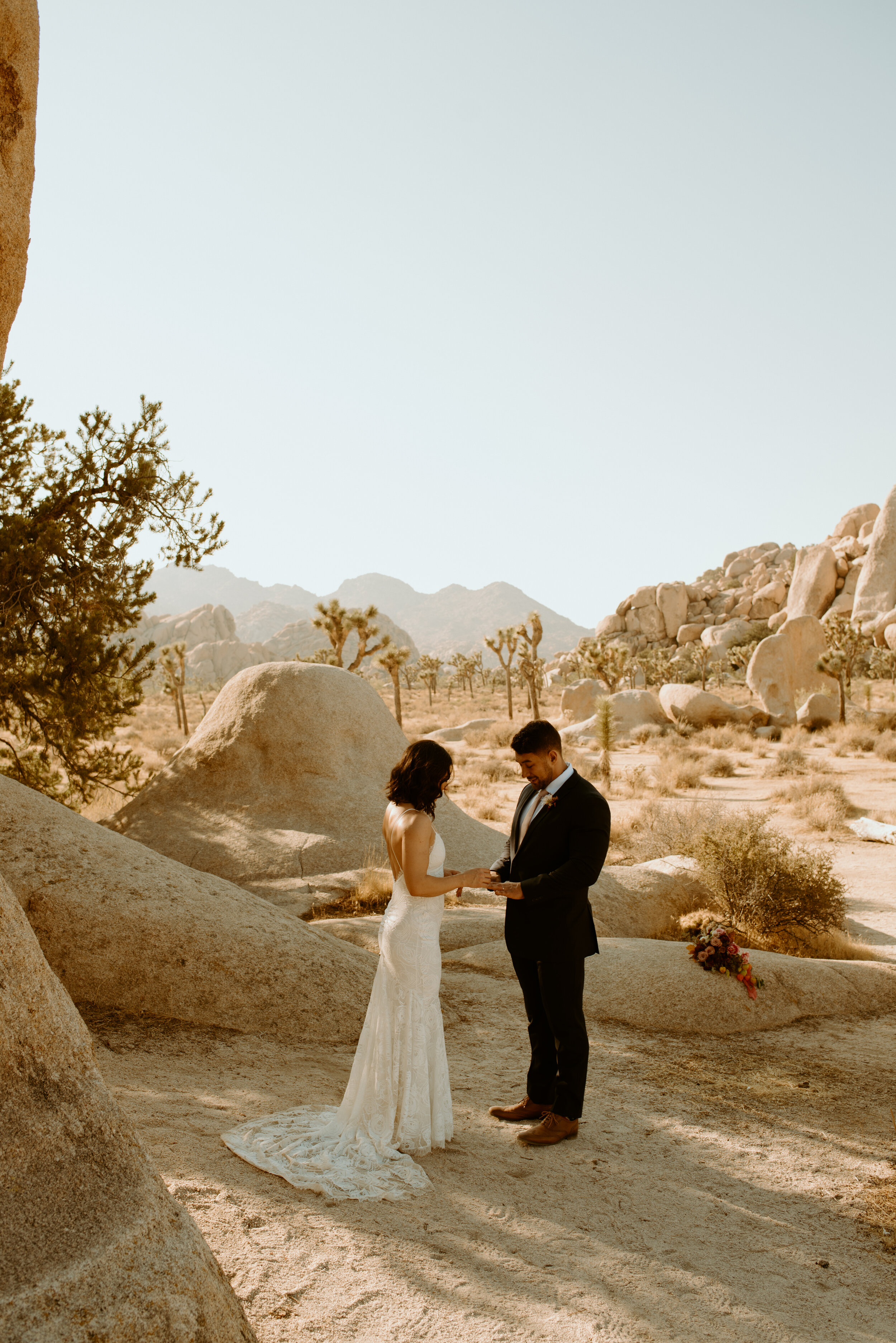 Laid-back Joshua Tree elopement | Boho bride in Grace Loves Lace dress | Joshua Tree elopement photographer | adventurous desert elopement | best place to elope in california