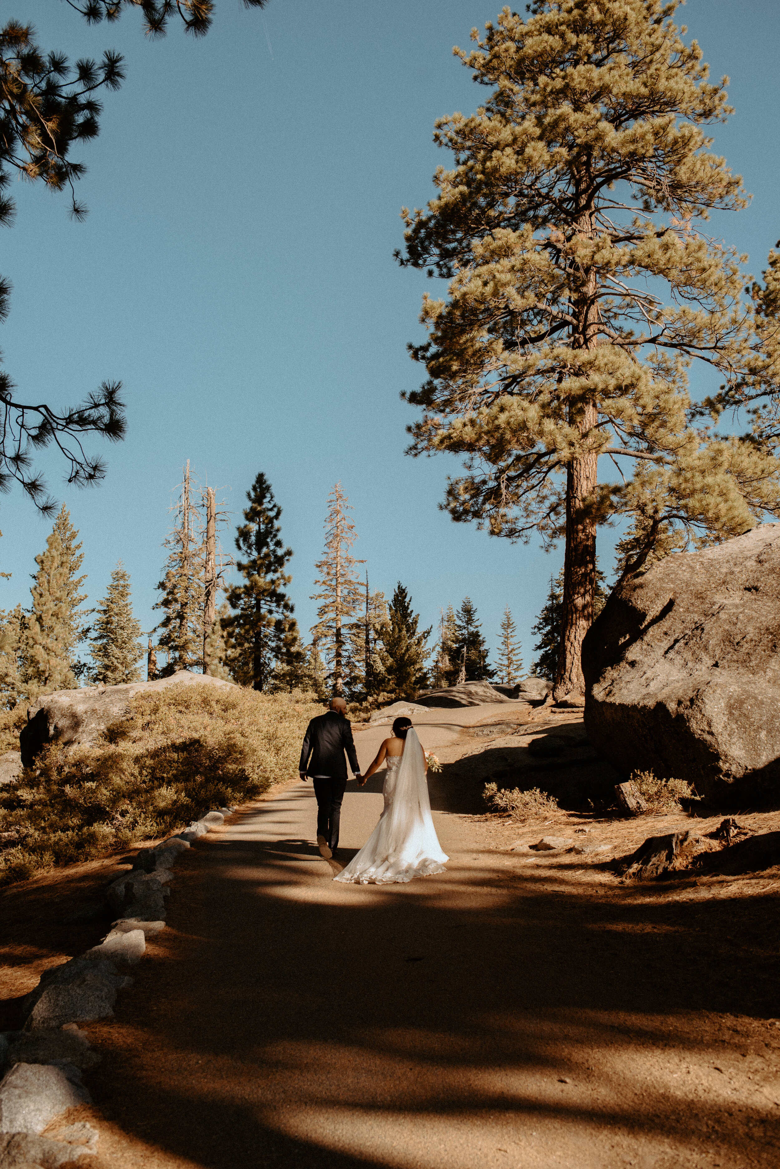 Glacier Point Elopement | Yosemite National Park Elopement and Wedding Photographer | Sunrise adventure elopement | California Elopement Photographer
