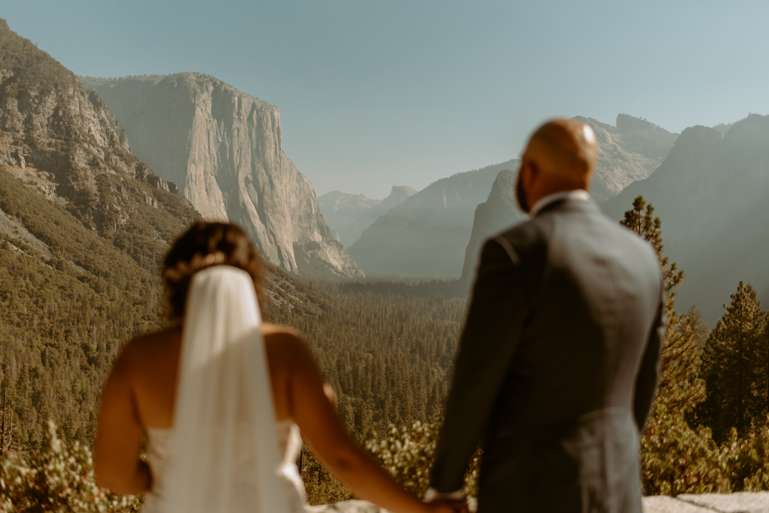 Glacier Point Elopement | Yosemite National Park Elopement and Wedding Photographer | Sunrise adventure elopement | California Elopement Photographer | Tunnel View