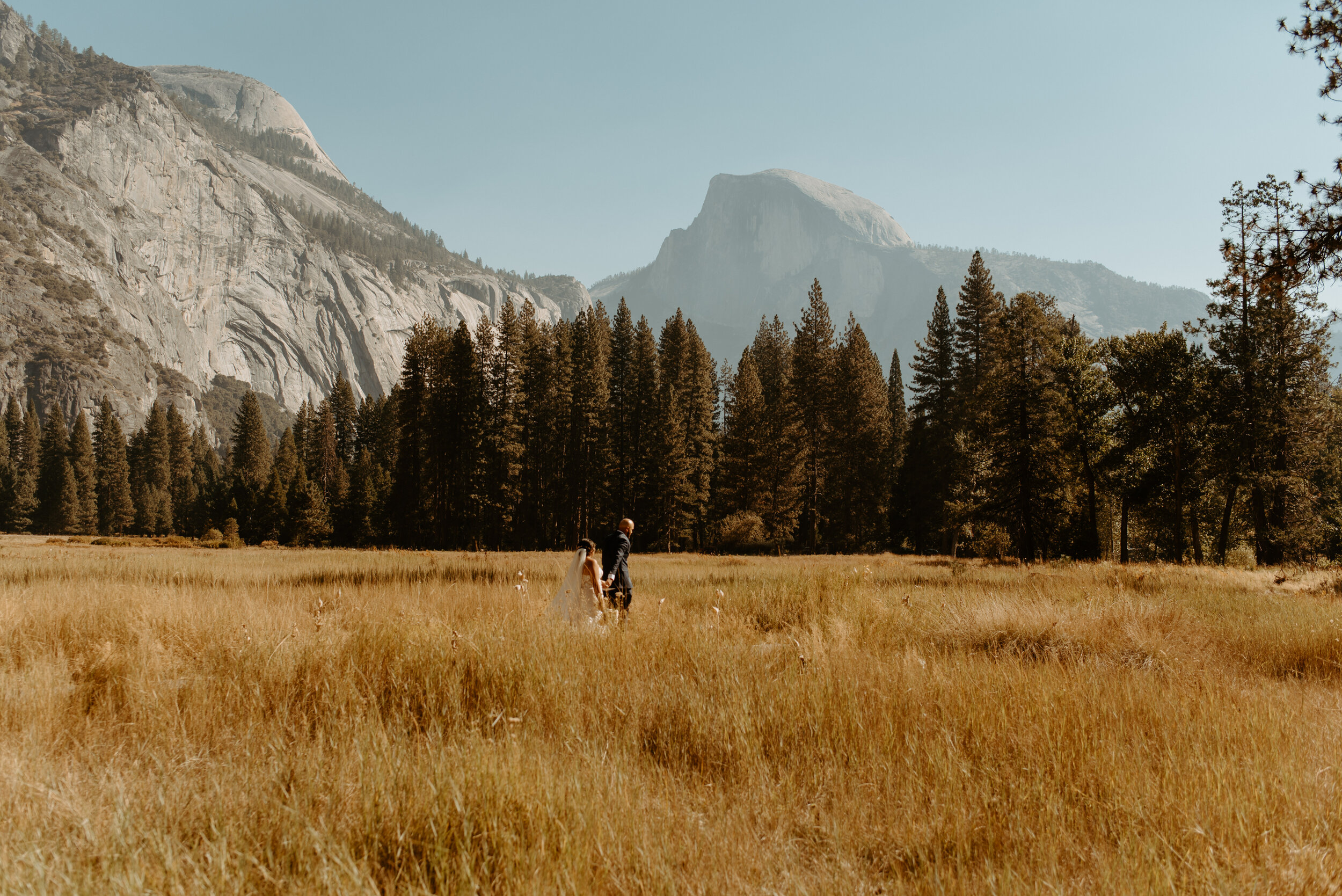 Glacier Point Elopement | Yosemite National Park Elopement and Wedding Photographer | Sunrise adventure elopement | California Elopement Photographer | Yosemite Meadows