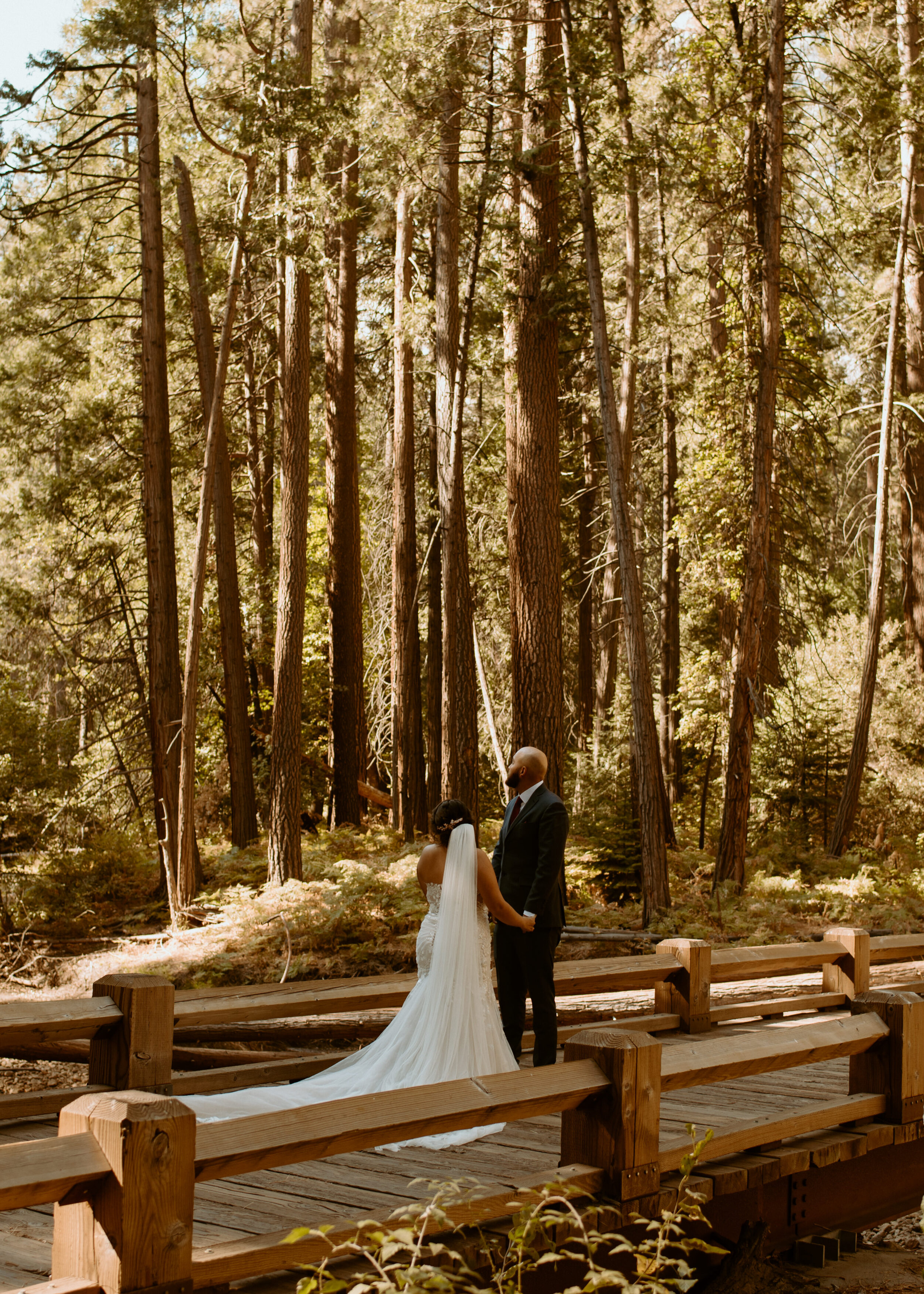 Glacier Point Elopement | Yosemite National Park Elopement and Wedding Photographer | Sunrise adventure elopement | California Elopement Photographer | Yosemite Falls Trail