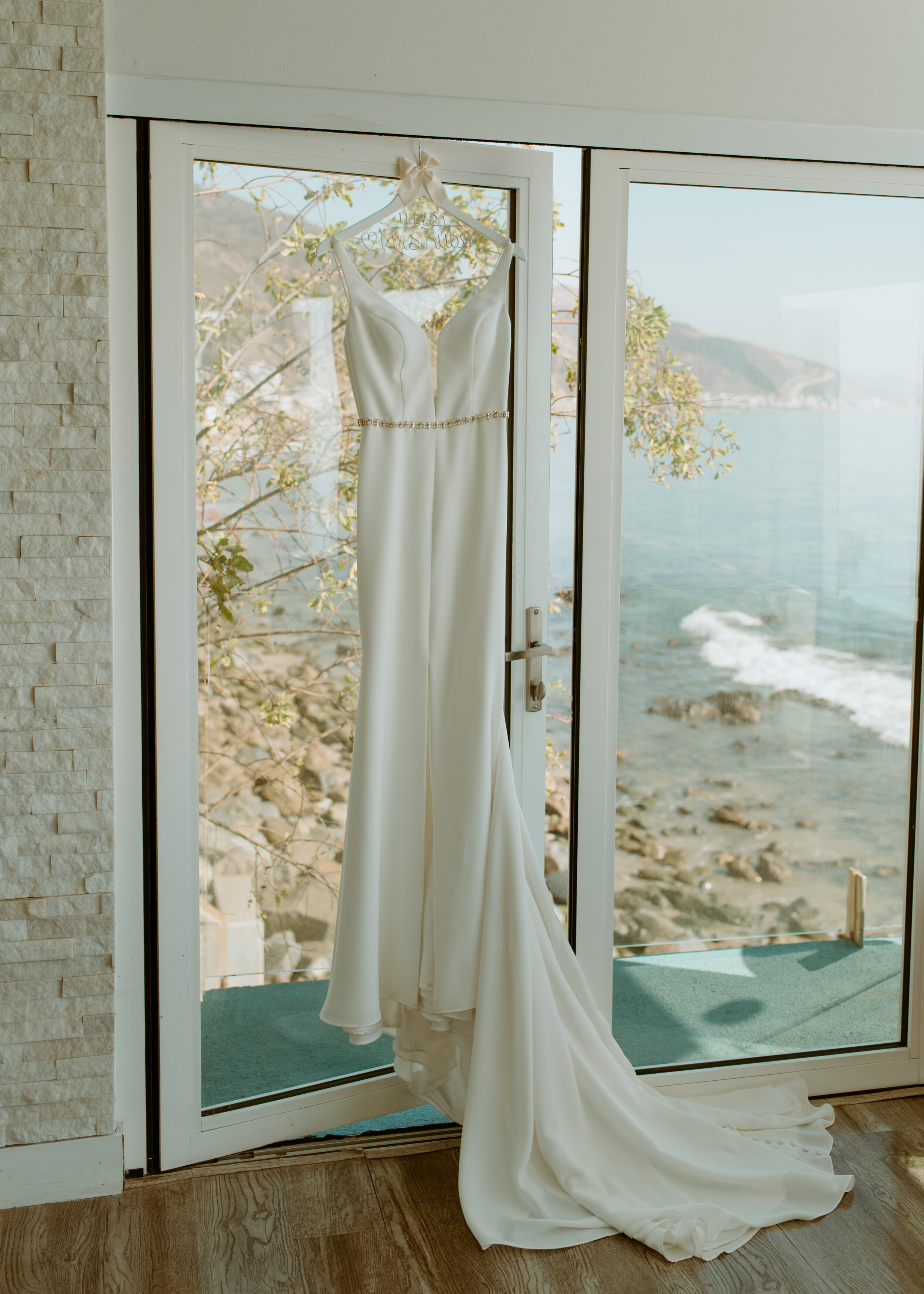 Malibu Airbnb Elopement | El Matador Beach wedding | Point Dume Malibu Bride and Groom portraits | California Coast | California Elopement photographer | Wedding Getting Ready Details 