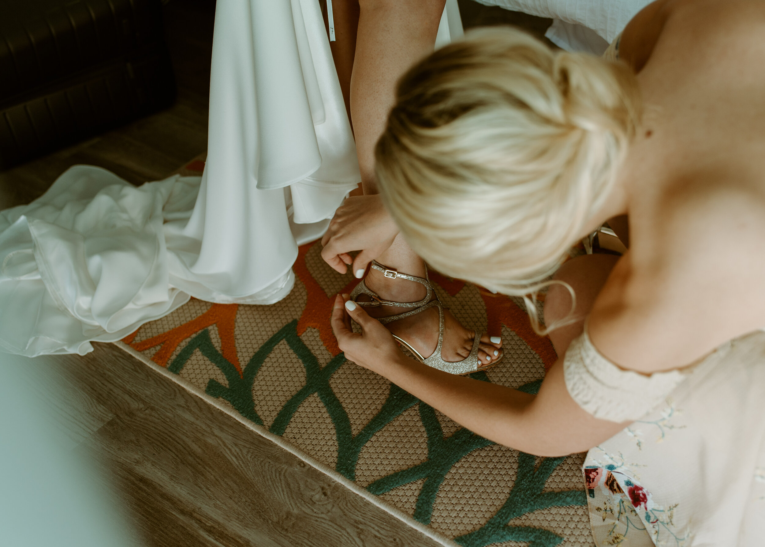 Malibu Airbnb Elopement | El Matador Beach wedding | Point Dume Malibu Bride and Groom portraits | California Coast | California Elopement photographer | Wedding Getting Ready Details 