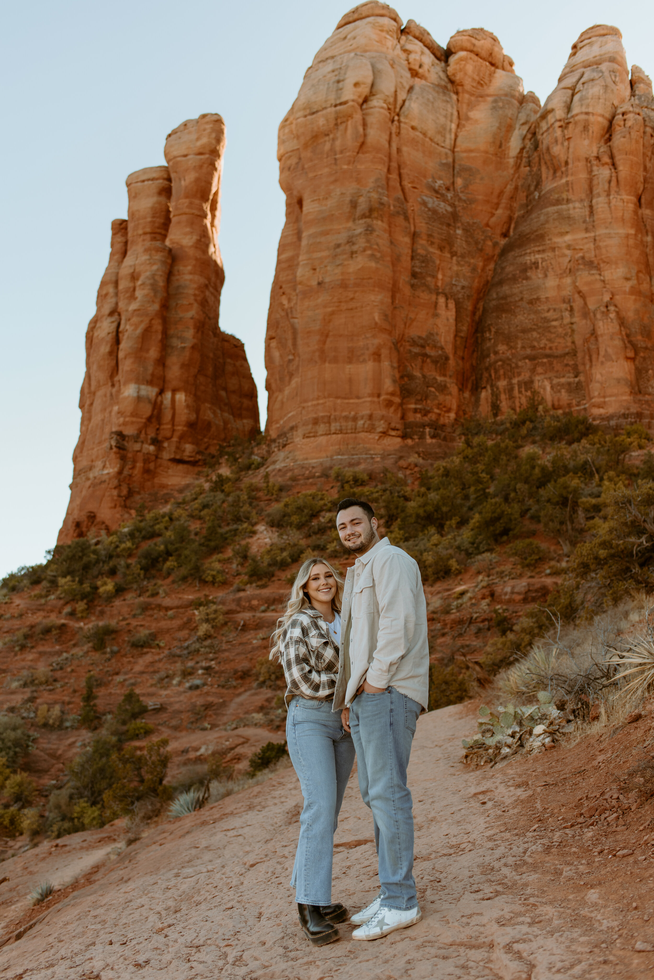 Cathedral Rock Engagement Session | Sedona couples photos | Sedona, Arizona red rock engagement photos | Arizona elopement photographer 