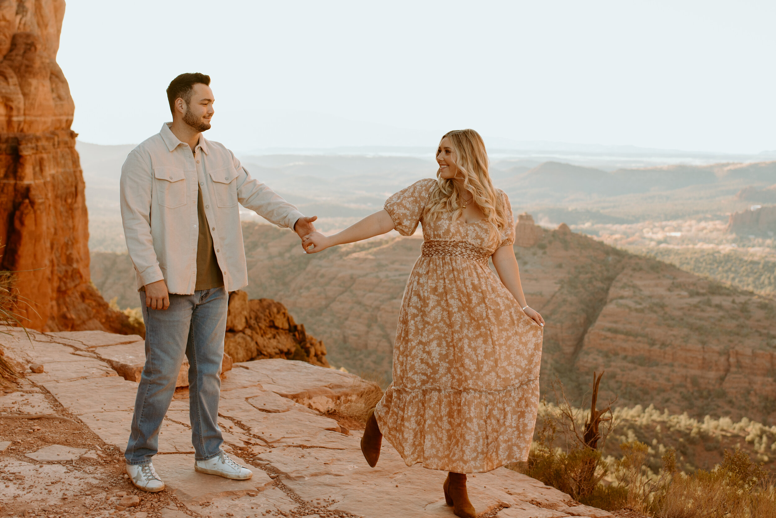 Cathedral Rock Engagement Session | Sedona couples photos | Sedona, Arizona red rock engagement photos | Arizona elopement photographer 