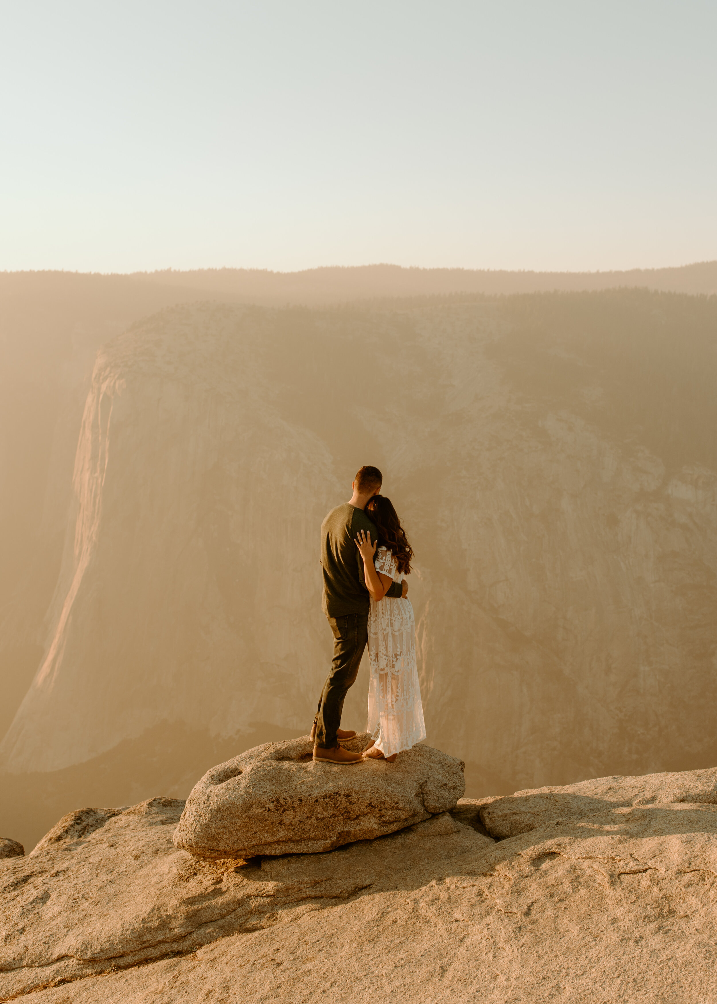 Yosemite National Park | Best places to elope in California | Destination elopement photographer | Elopement planning tips 