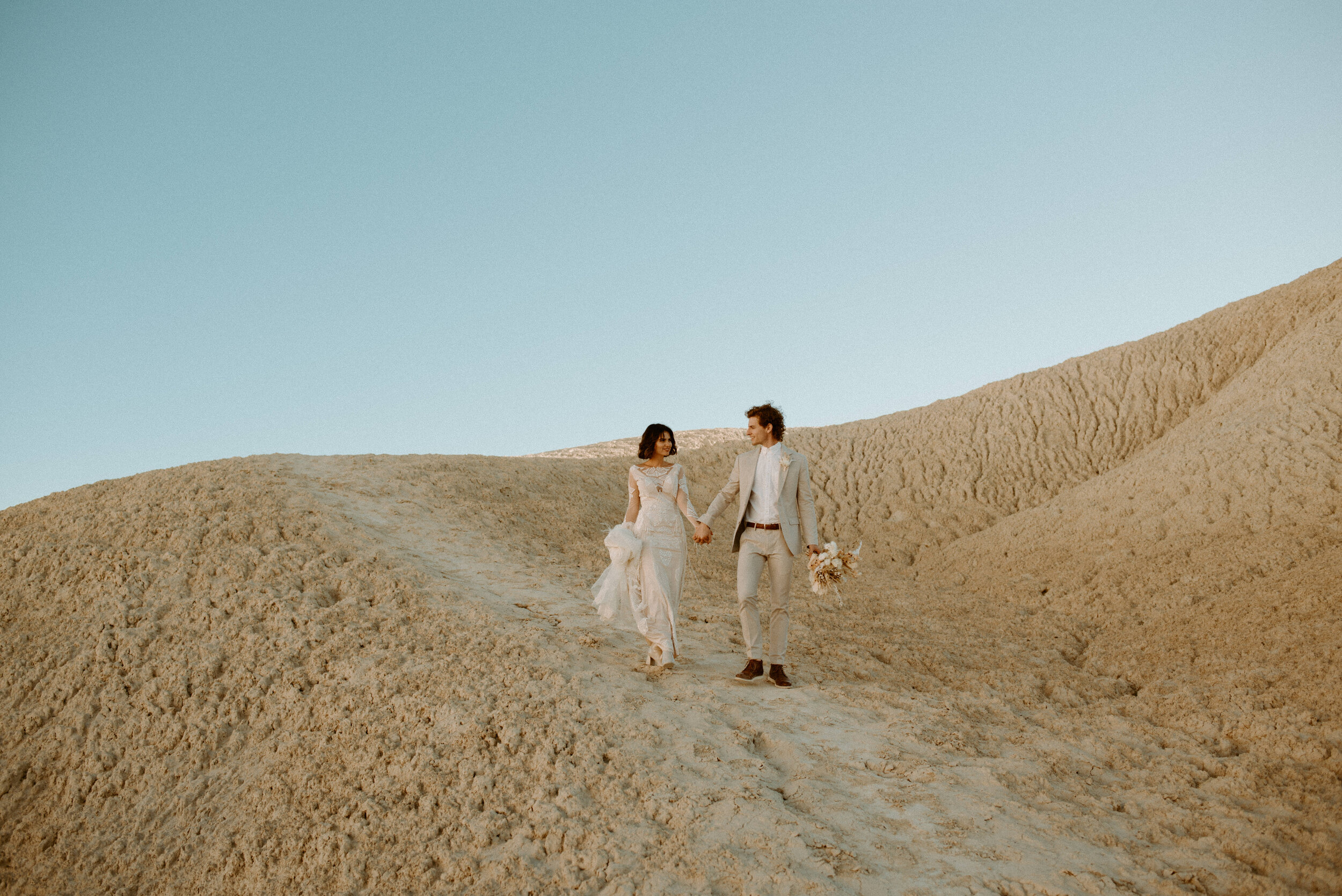 Death Valley National Park elopement | best places to elope in california | California elopement photographer | elopement planning tips