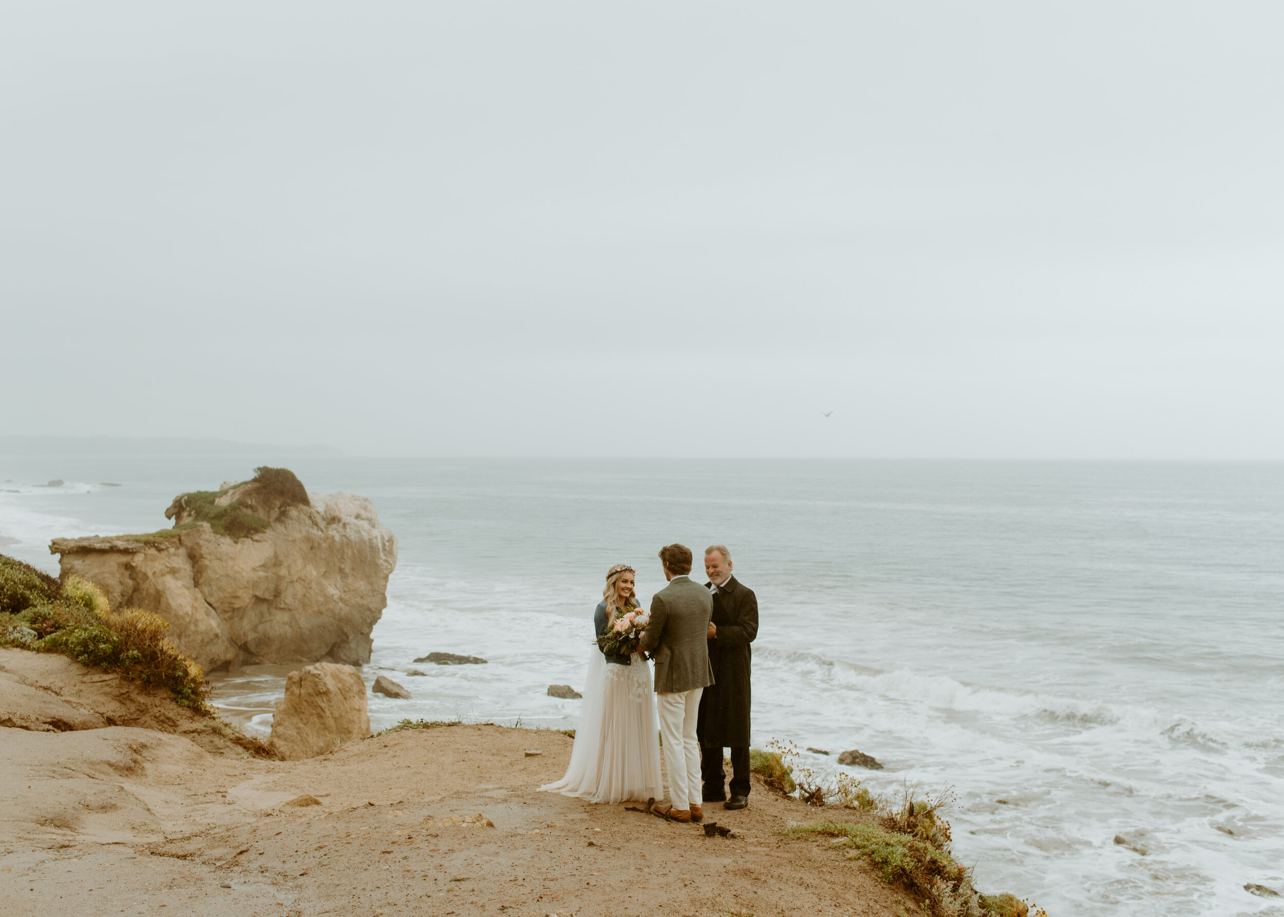 What does it mean to elope? | Elopement definition and meaning | California elopement photographer | Destination Elopement Photographer | Elopements vs Intimate Weddings