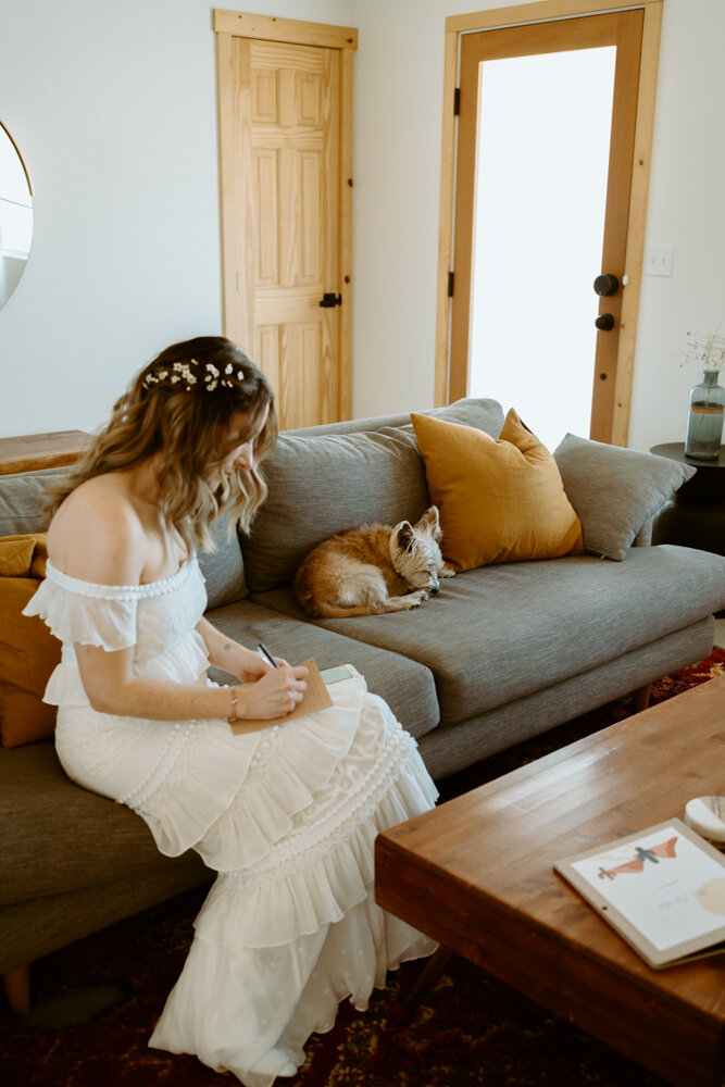 Joshua Tree Elopement | Getting Ready at Aesthetic Boho Airbnb | Sunset Vow Ceremony | Minimalist Stylish Couple 