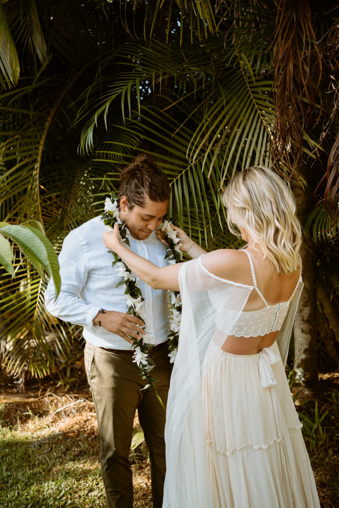 Adventurous Destination Elopement | Kauai Elopement Photographer | Hawaii Beach Elopement | Destination Wedding | bride and groom first look 