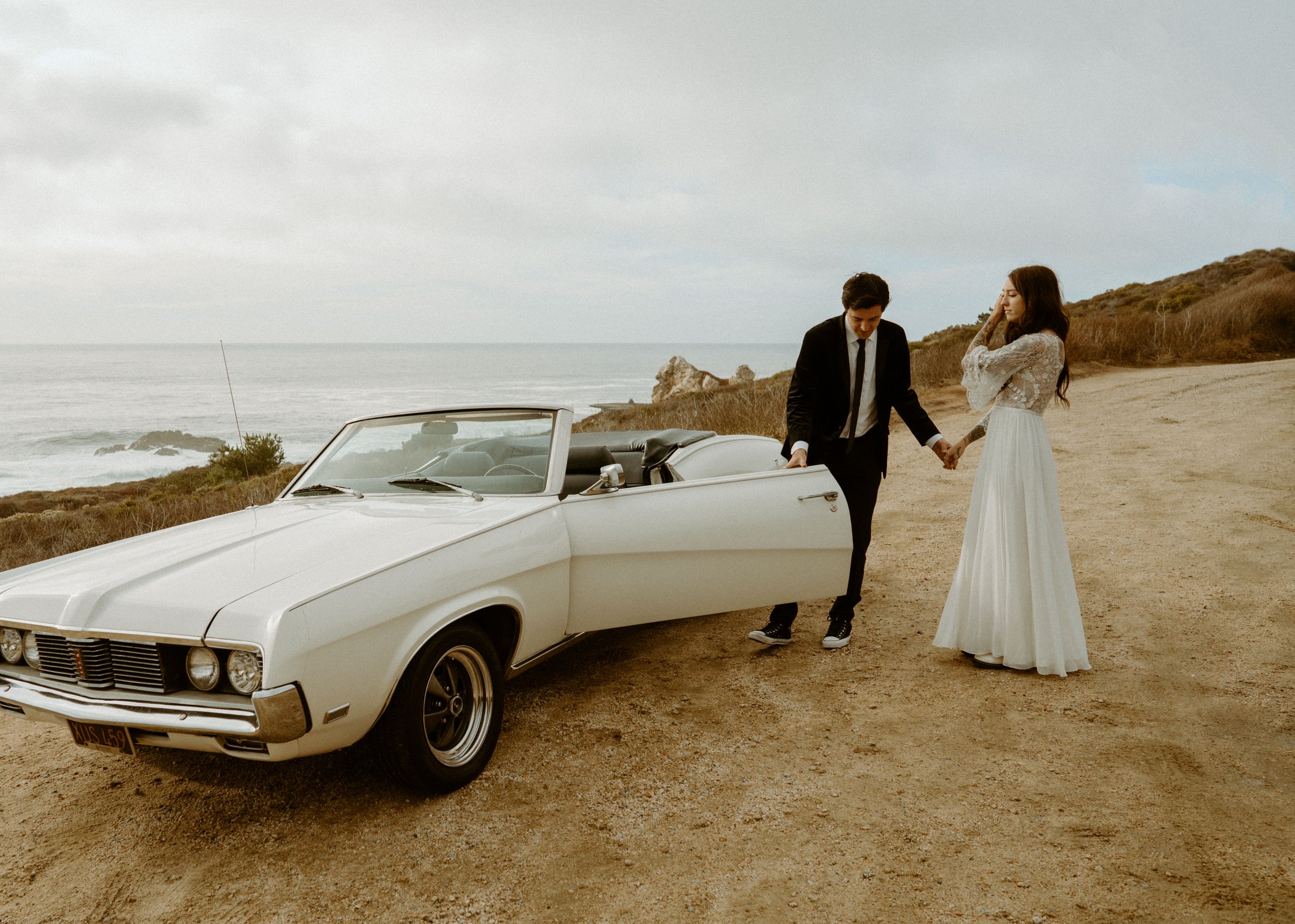 Vintage car elopement photos in Big Sur California | Nontraditional wedding photos | Big Sur elopement photographer | Bride and Groom with Tattoos