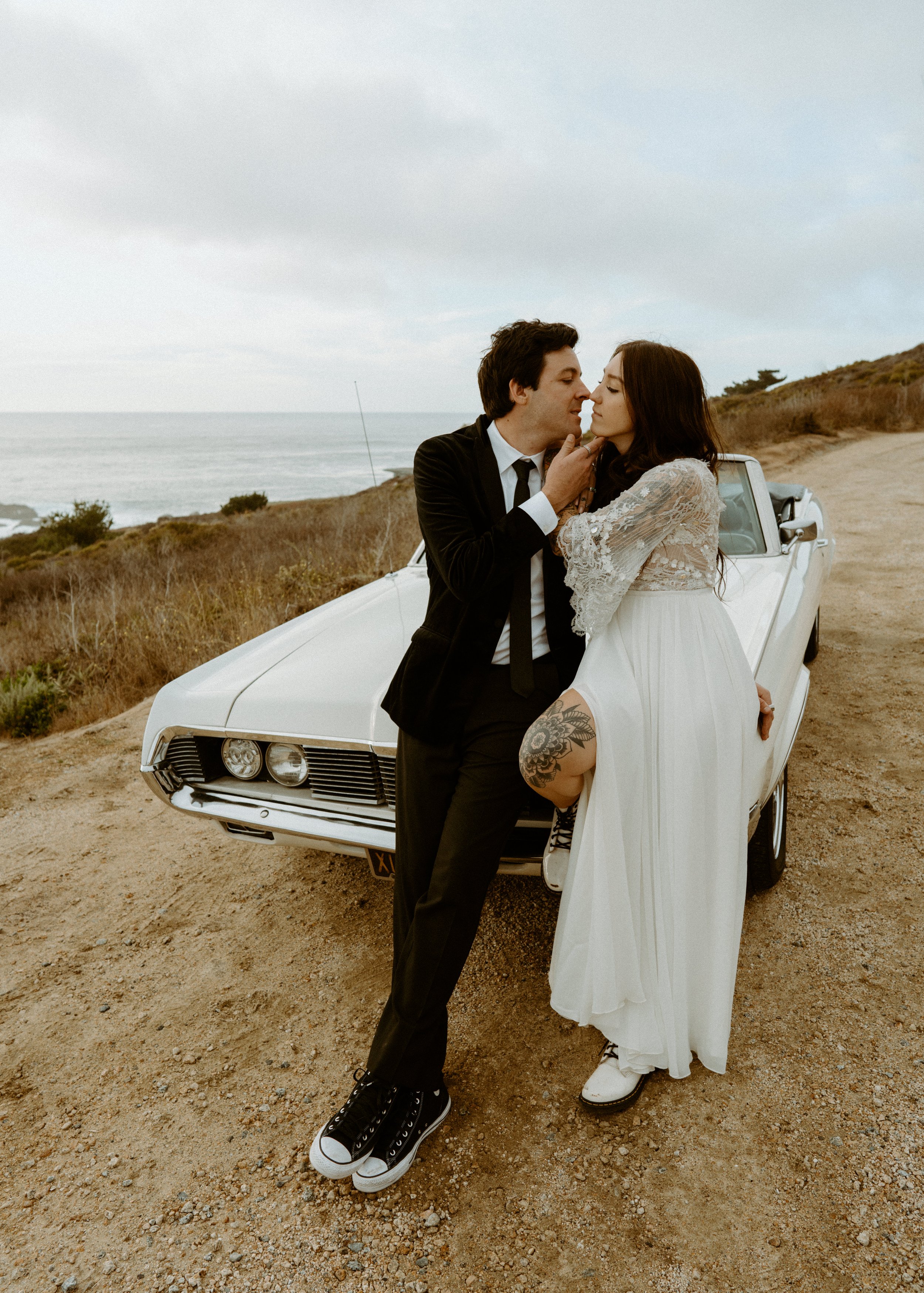 Vintage car elopement photos in Big Sur California | Nontraditional wedding photos | Big Sur elopement photographer | Bride and Groom with Tattoos