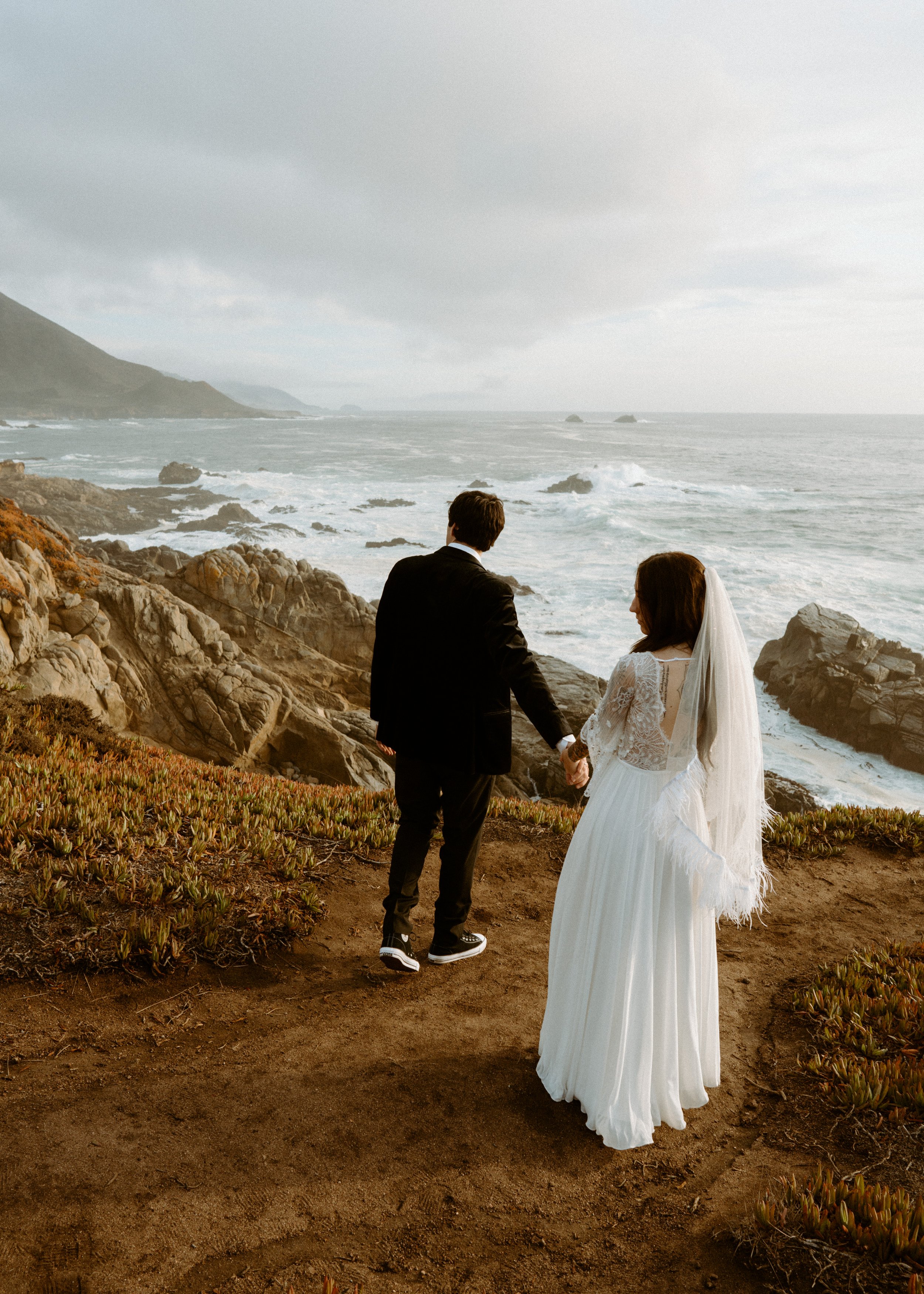 Vintage car elopement photos in Big Sur California | Nontraditional wedding photos | Big Sur elopement photographer | Bride and Groom with Tattoos