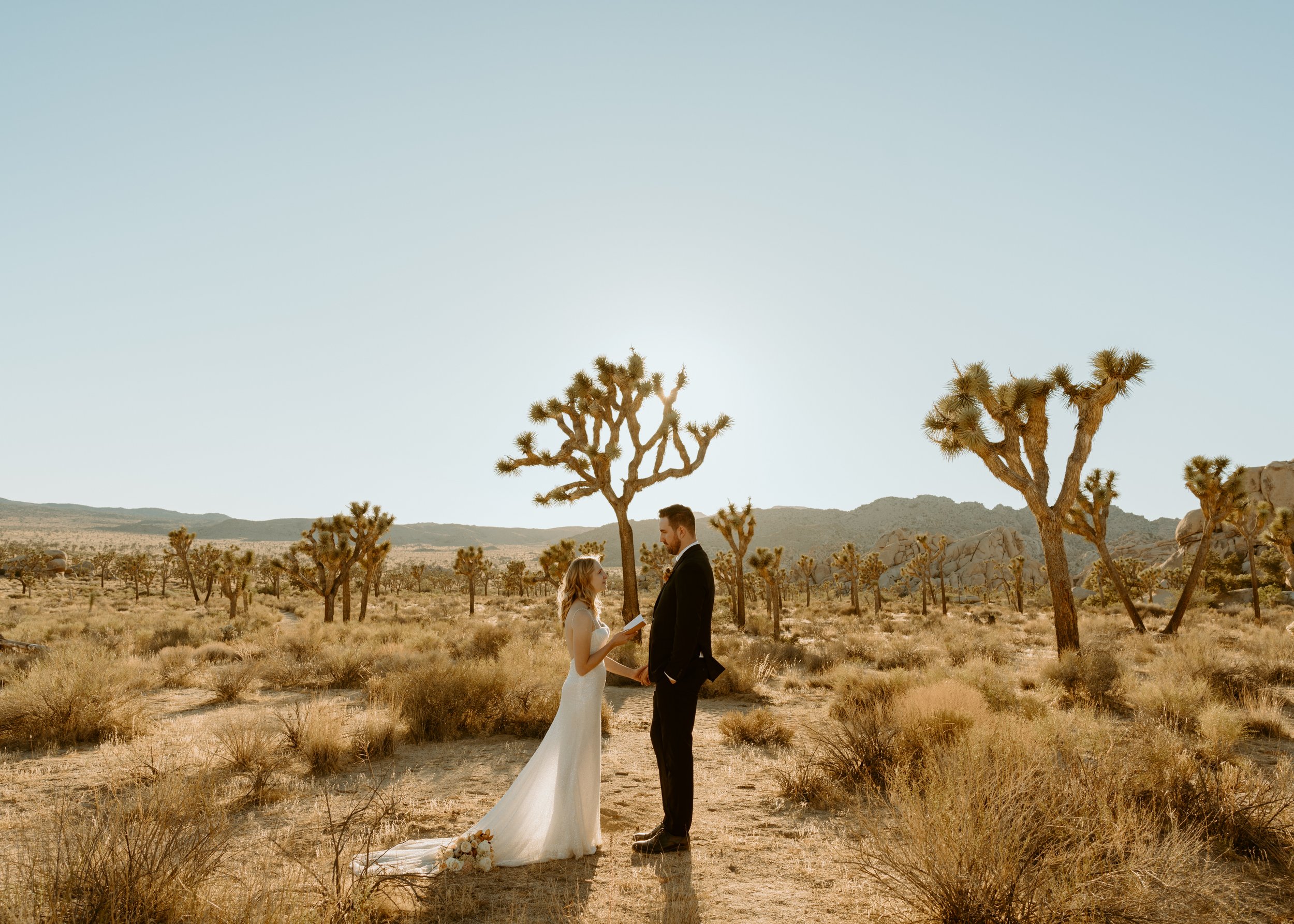 How to Elope | Everything You Need to Know About Planning an Elopement  | Elopement Photographer | Elopement Planning Tips | Eloping Tips | #elopement