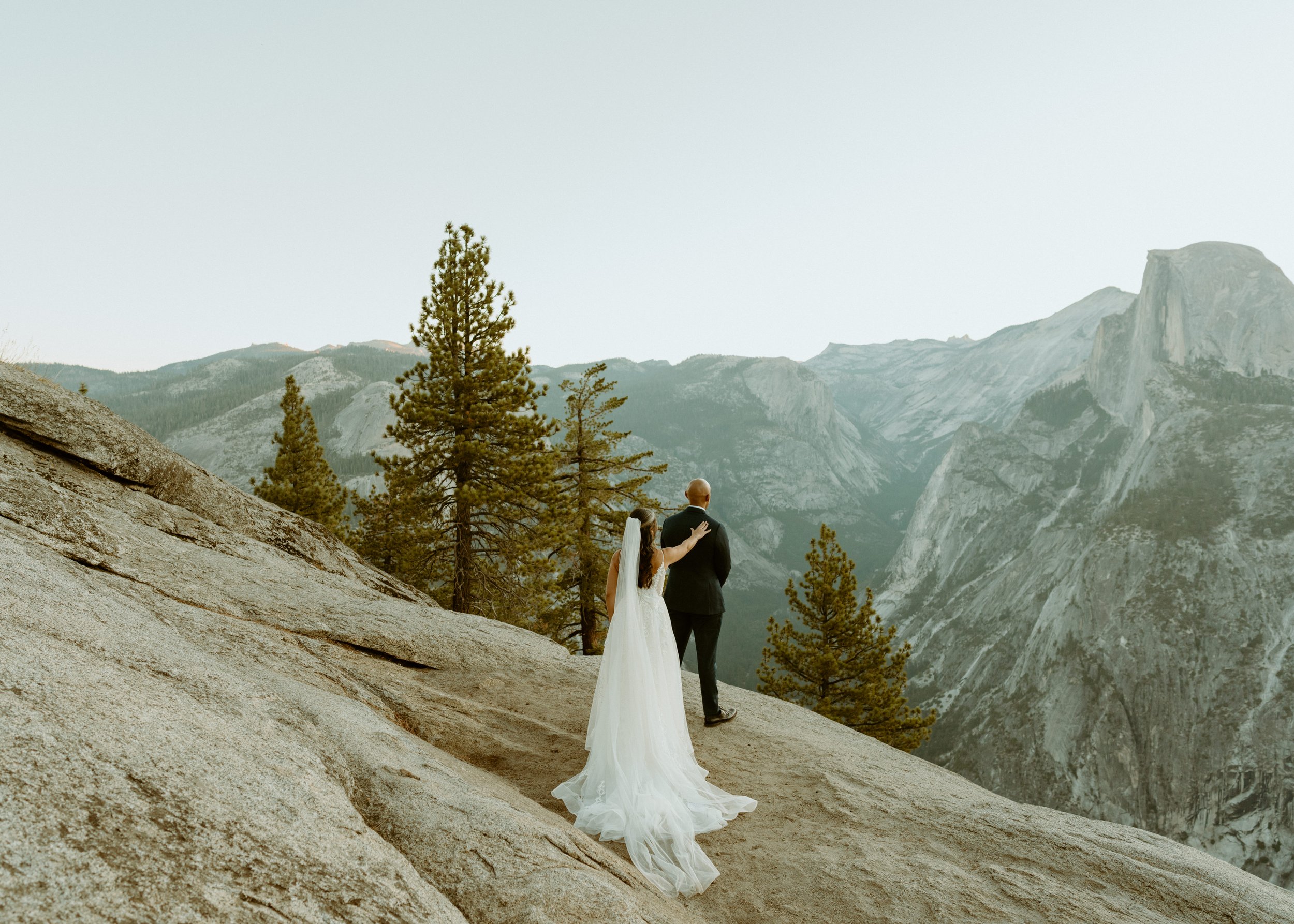 How to Elope | Everything You Need to Know About Planning an Elopement  | Elopement Photographer | Elopement Planning Tips | Eloping Tips | #elopement