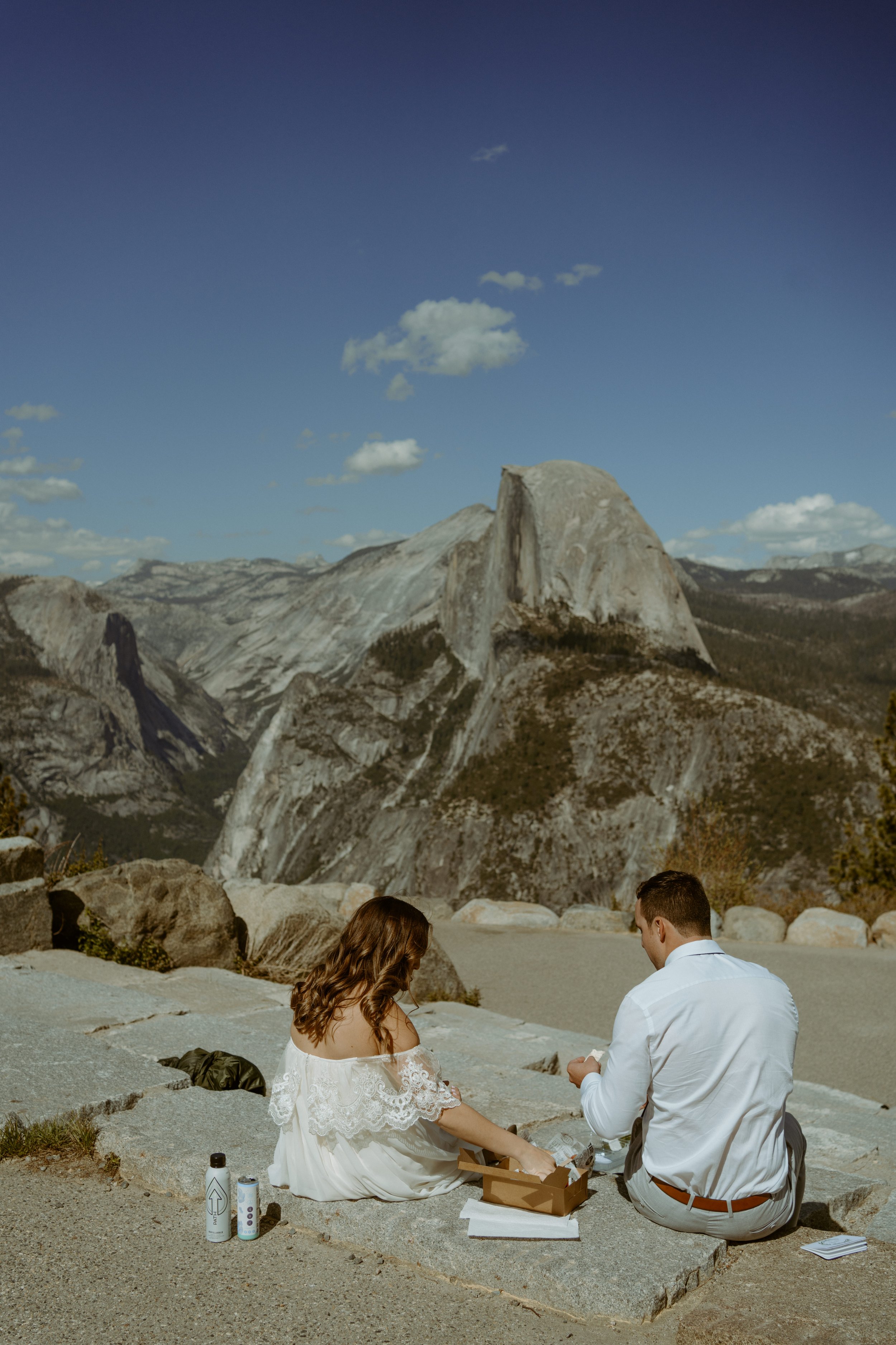 Glacier Point elopement in Yosemite National Park | Adventure Elopement photographer | Yosemite, California 
