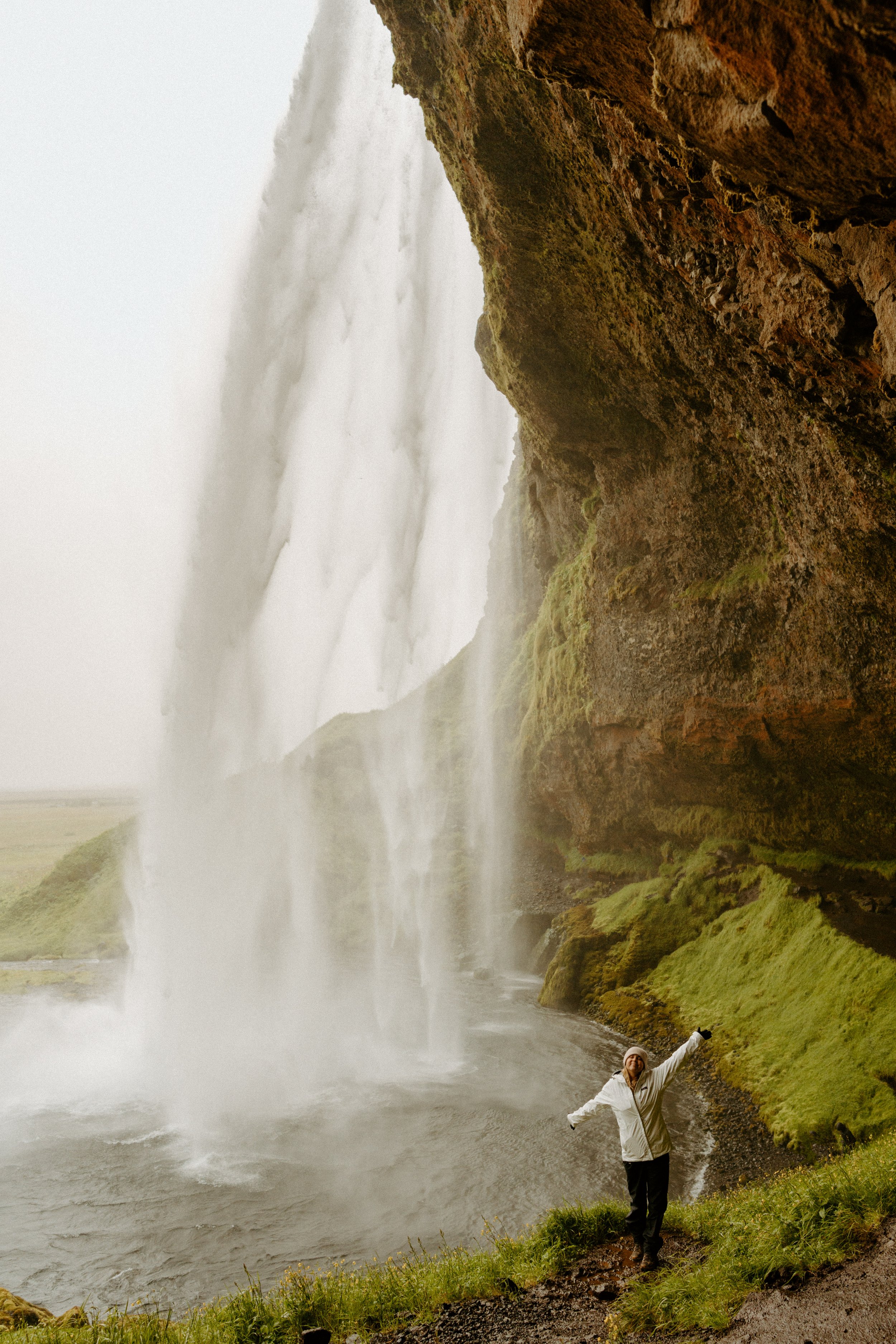 A week in Iceland - travel itinerary and guide by an Iceland elopement photographer - Seljalandsfoss