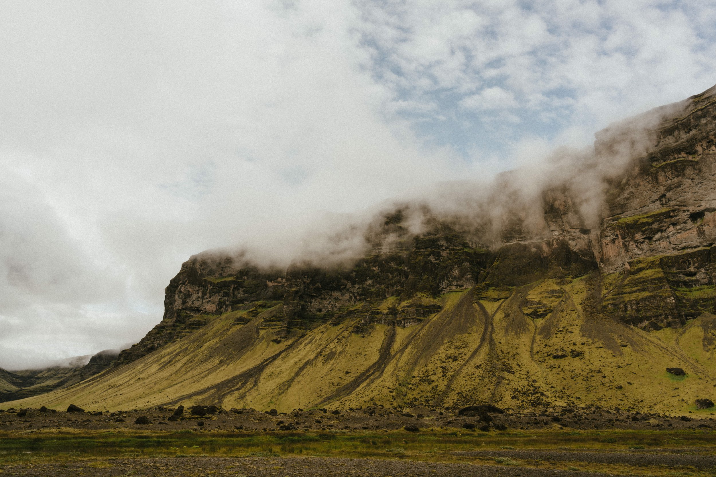 A week in Iceland - travel itinerary and guide by an Iceland elopement photographer