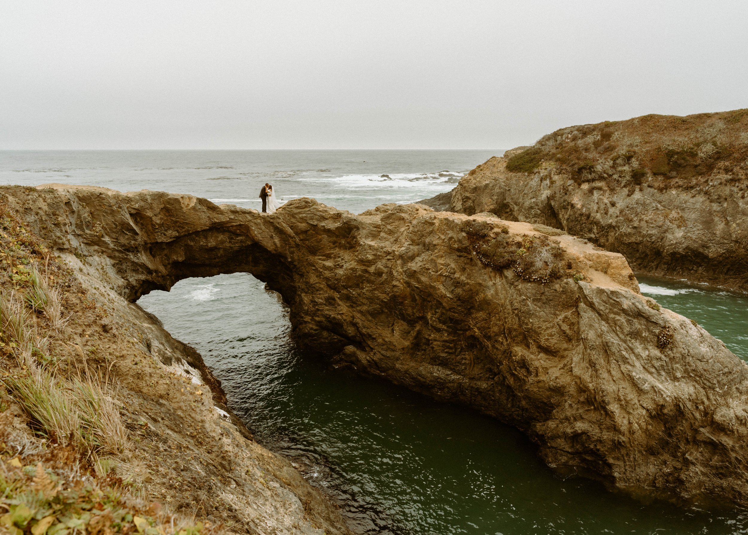 Best Place to Elope in California | Mendocino Coast | Mendocino Elopement Photographer | California Elopement Photographer | Elopement Tips | Mendocino Redwoods Elopement | Coastal Cliff Elopement 