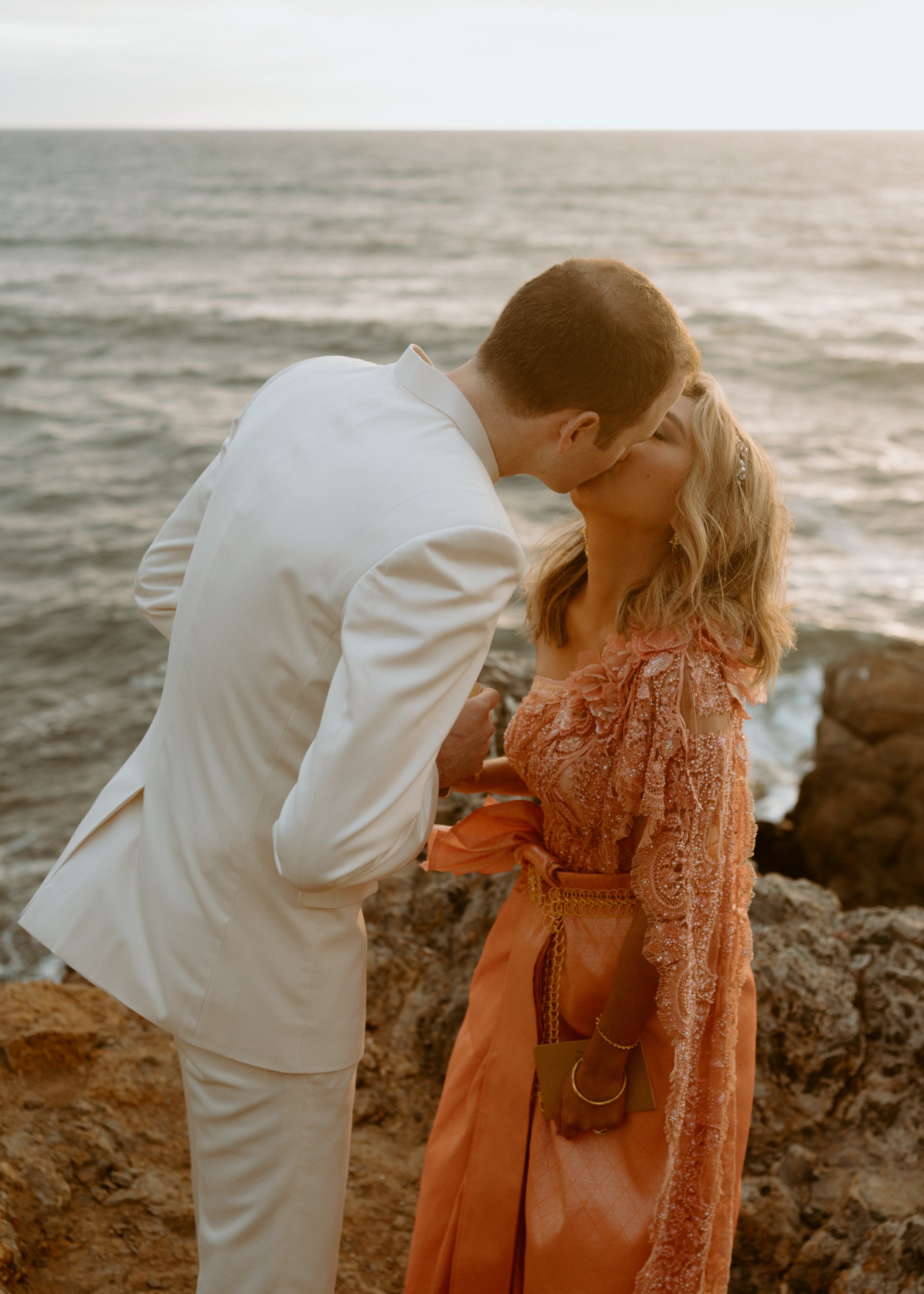 Destination Vow Renewal at Coastal Location | A guide to vow renewals from an elopement photographer