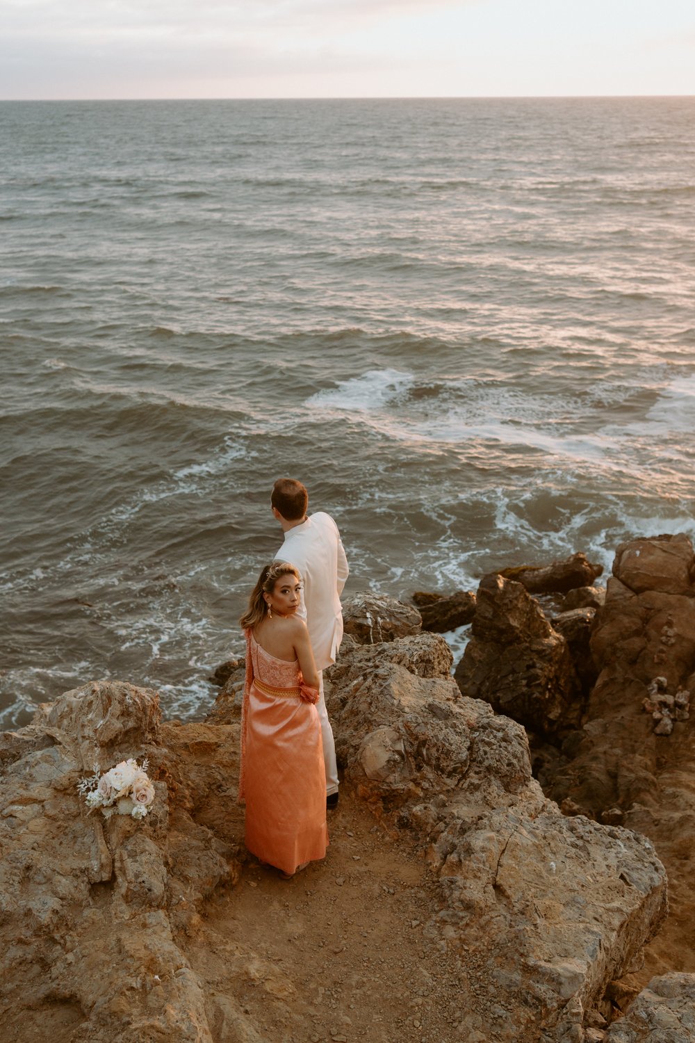 Destination Vow Renewal at Coastal Location | A guide to vow renewals from an elopement photographer