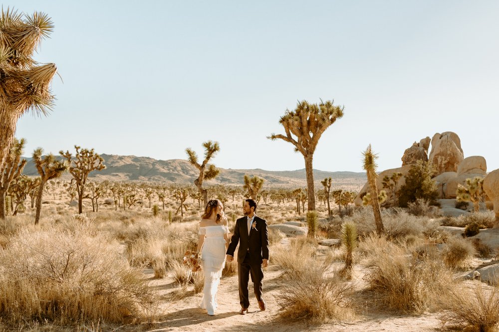 Best Places to Elope in the World | Bucket List Elopement Destinations | Destination elopement photographer | Carrie Rogers Photography 