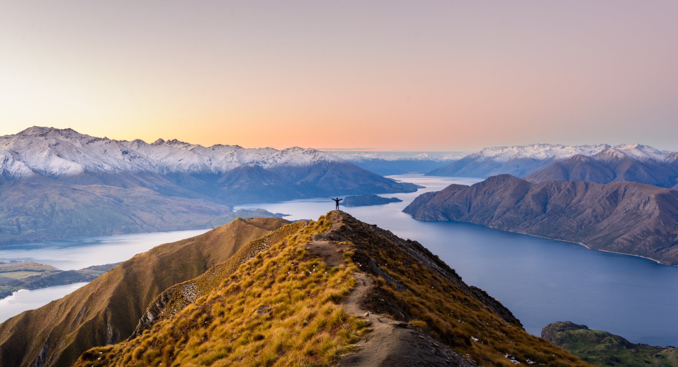 Best Places to Elope in the World | Bucket List Elopement Destinations | Destination elopement photographer | Carrie Rogers Photography | New Zealand