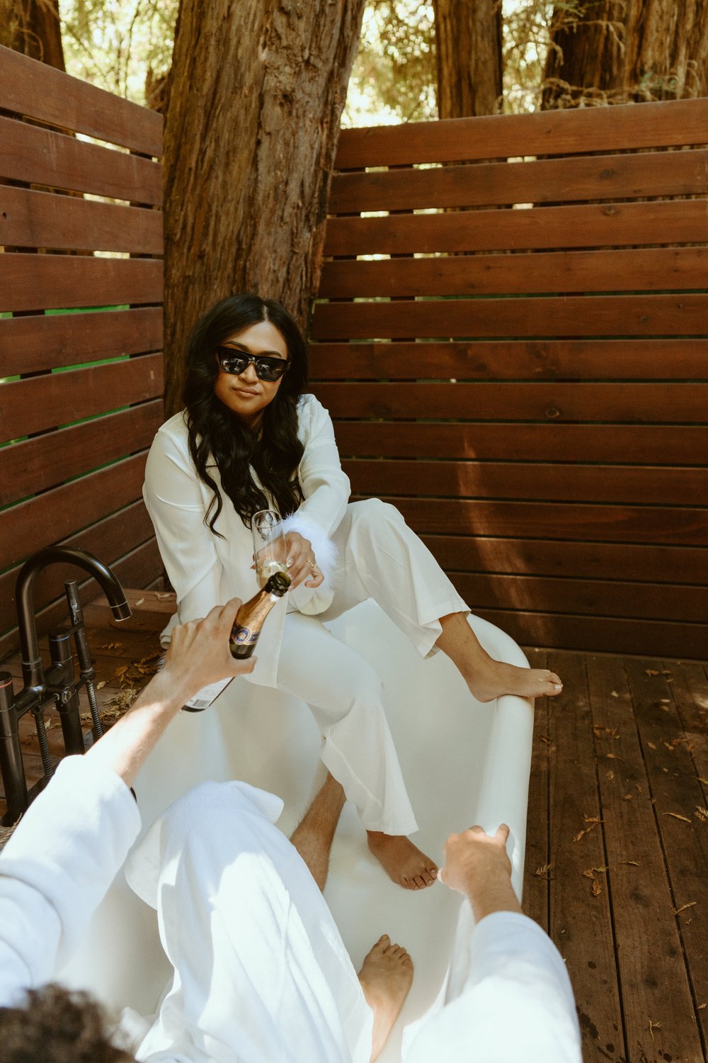 Glen Oaks Elopement Wedding | Redwoods Wedding Photos | Big Sur Elopement Photographer | Destination Elopement  | Outdoor Bathtub Couple photos