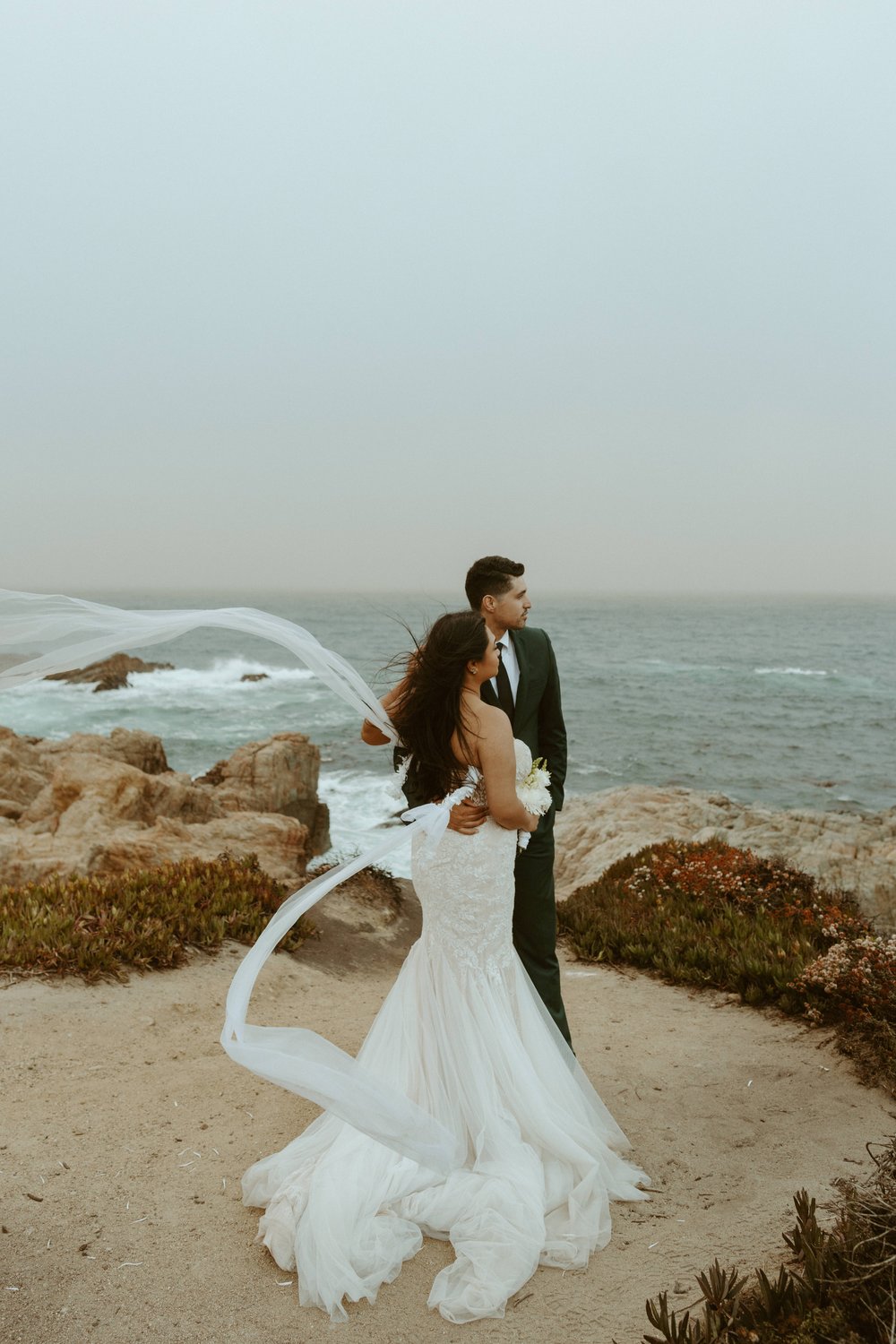 Glen Oaks Elopement Wedding | Coastal Cliffs Wedding Photos | Big Sur Elopement Photographer | Destination Elopement 