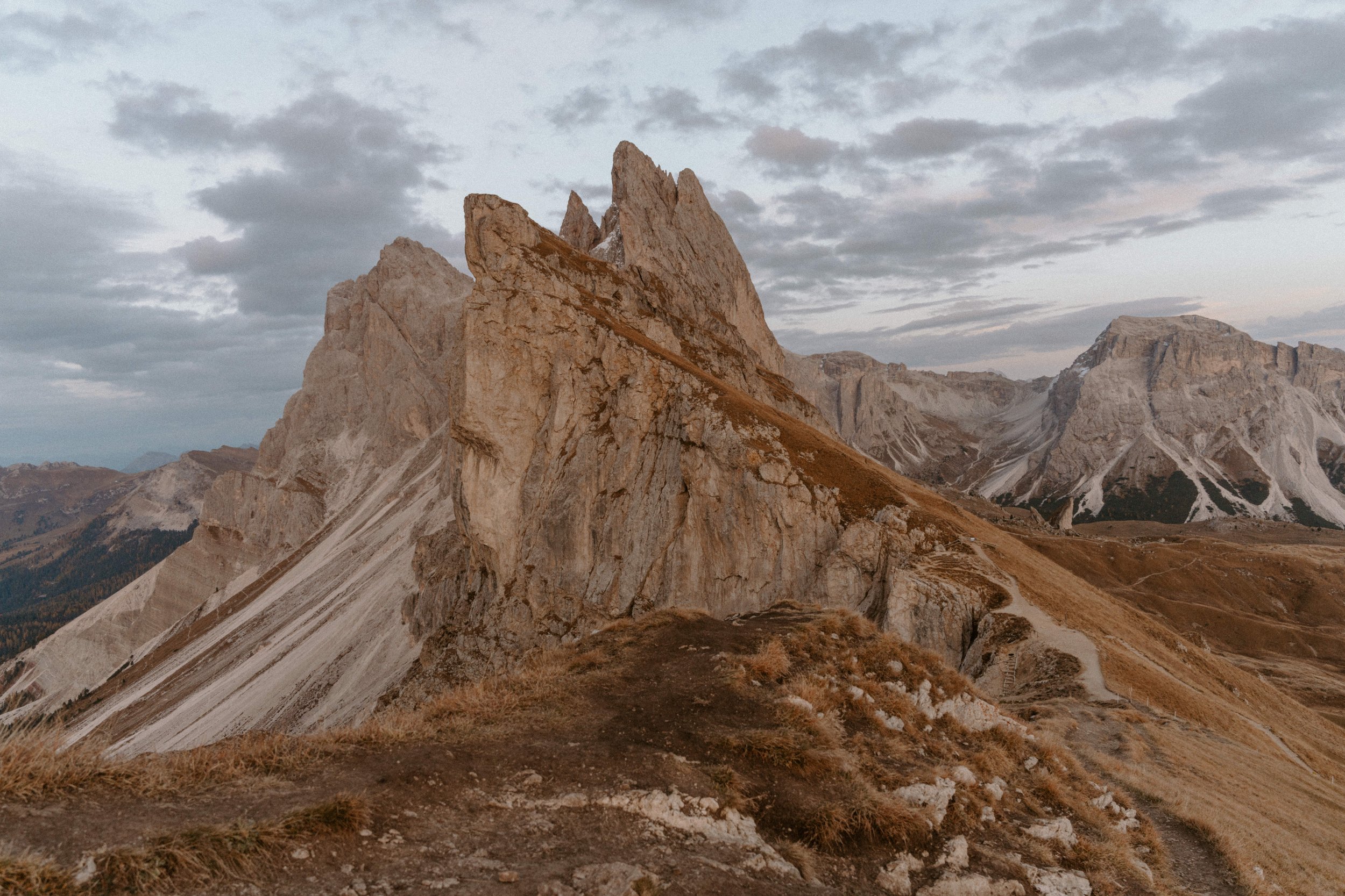 How to Elope in the Dolomites of Italy | Destination Elopement Photographer | Dolomites Elopement Guide 