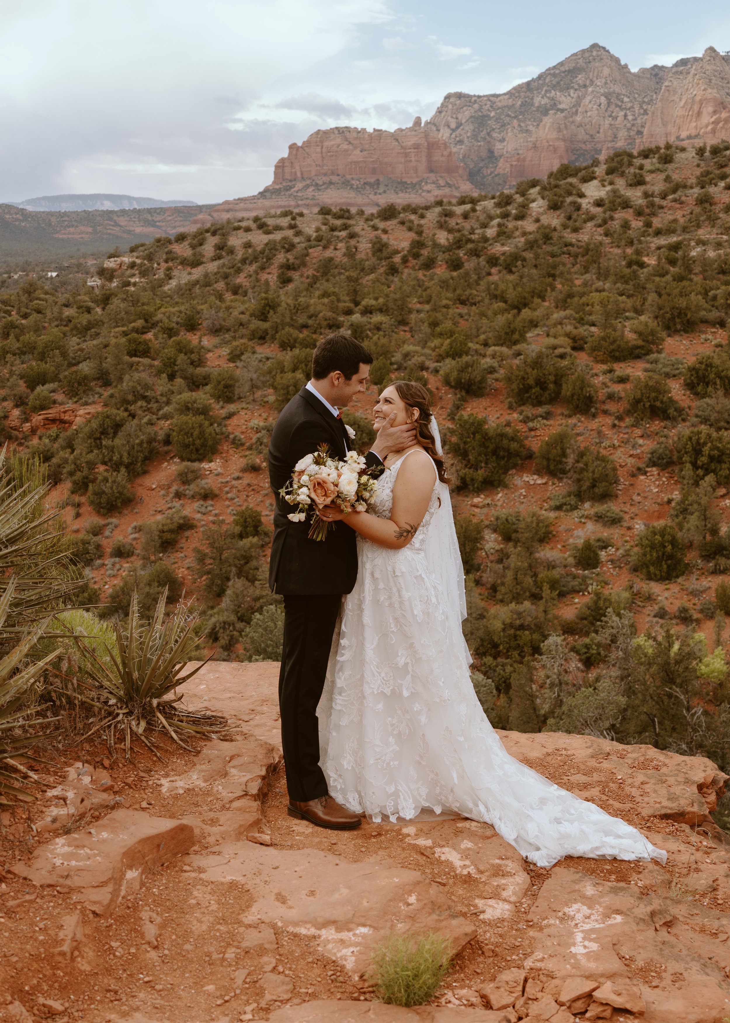 Sedona, Arizona Jeep Elopement