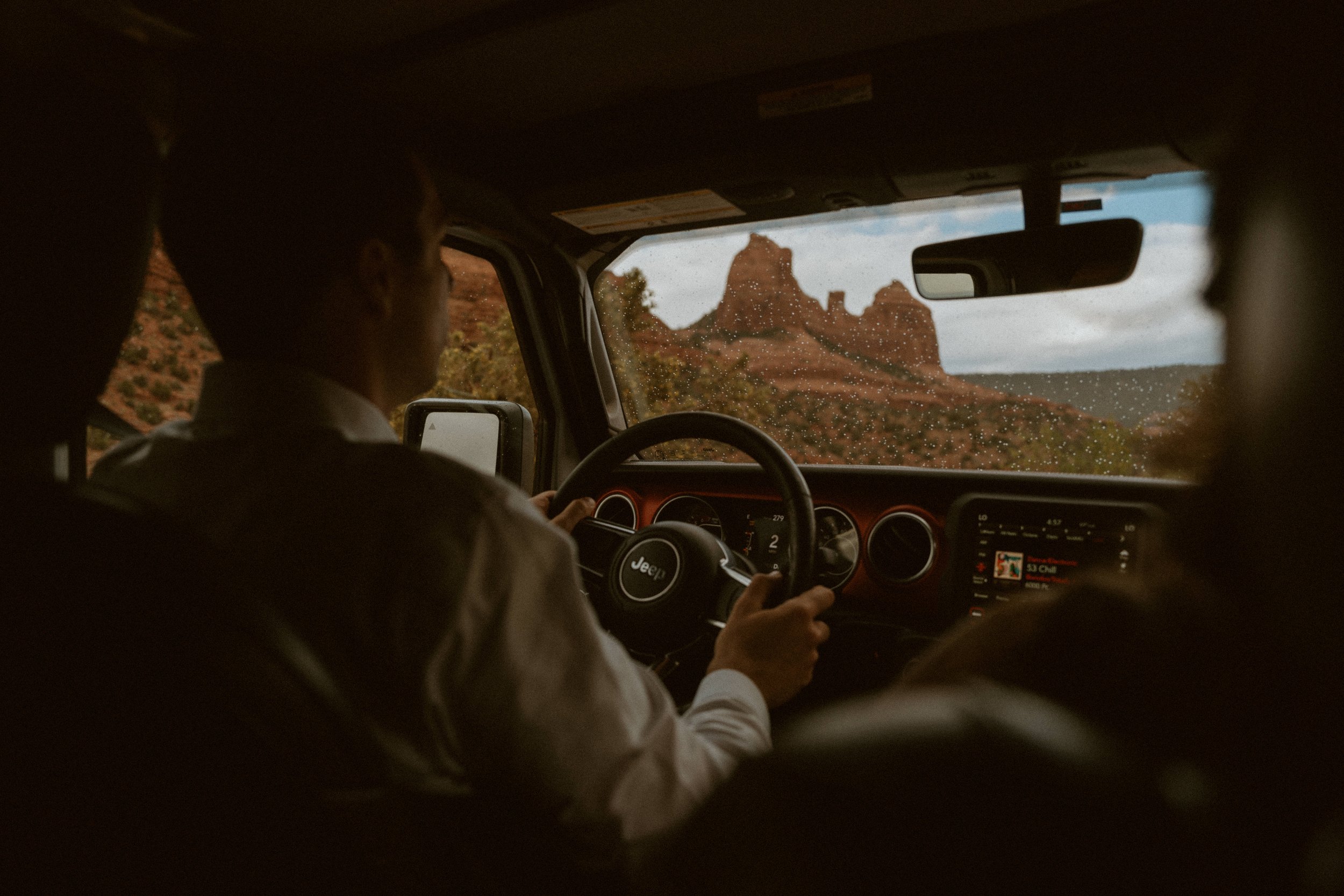 Sedona, Arizona Jeep Elopement 