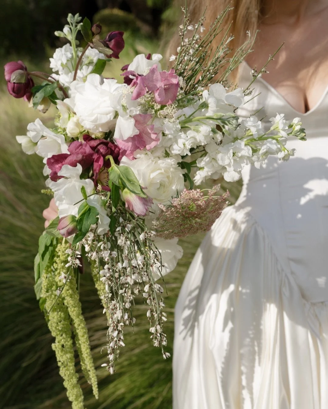 Spring wedding details at @ivymanortemecula 💗

Photo: @carrierogersphotography
Coordination: @foursistersgatherings
Venue: @ivymanortemecula
Florist: @cooksflowers
Signage &amp; Stationary: @forloveandforever
Tabletop Rentals: @thedarlingdishsd
Cere
