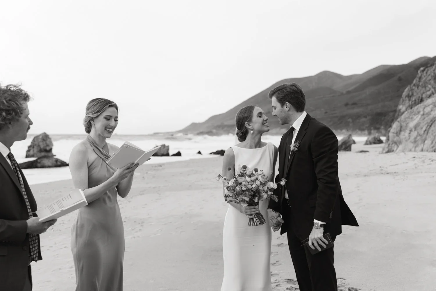 garrapata-beach-intimate-wedding-carrie-rogers-photography-64.jpg