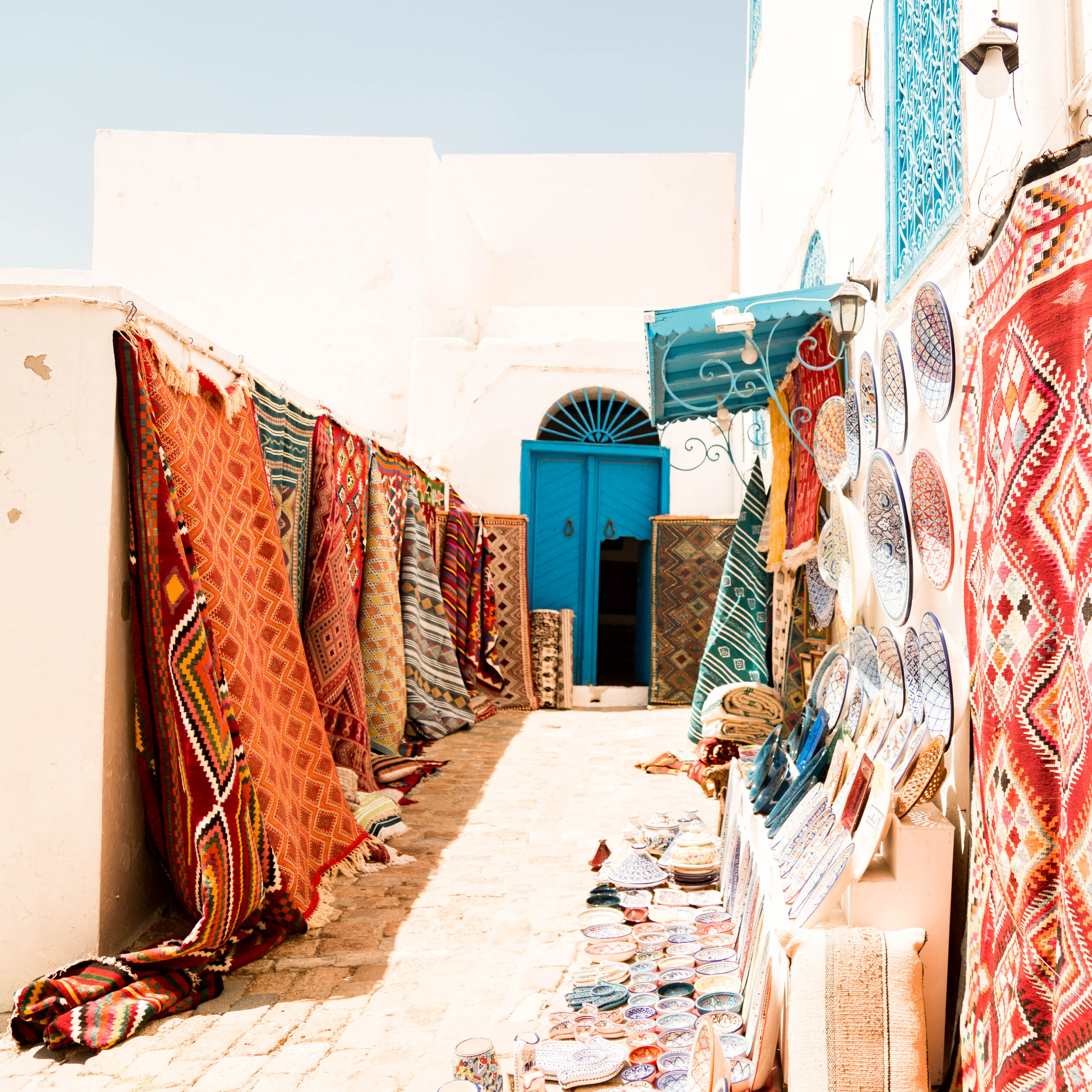 hanging clothes 8x8 print