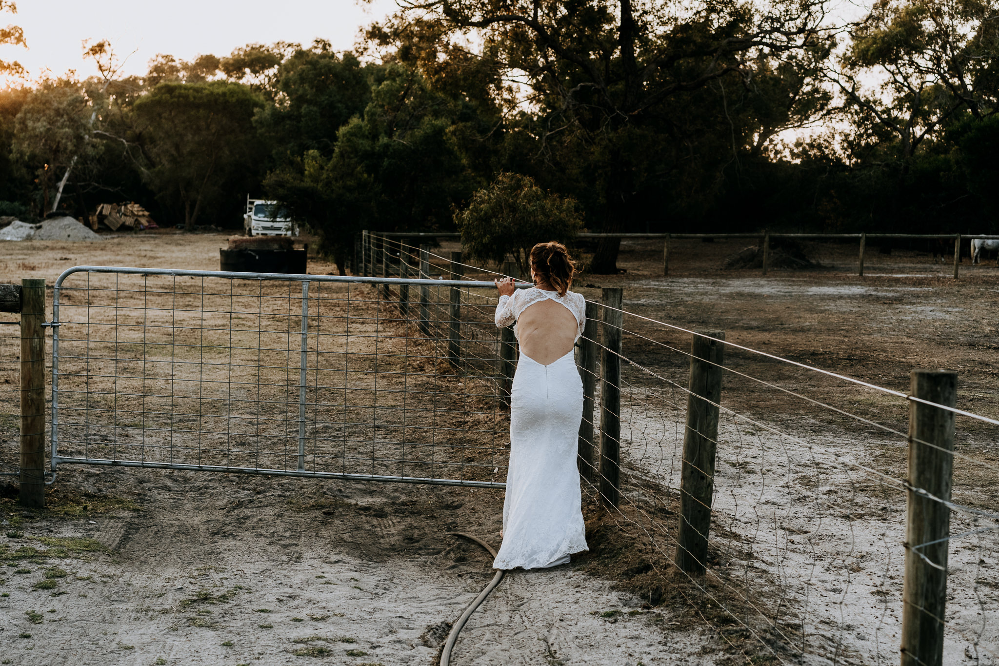   Throw your own backyard wedding, wedding photography, wedding photography melbourne, candid wedding photography, backyard wedding, throw your own wedding, getting married at home, melbourne wedding photography, melbourne wedding photographer, Morni