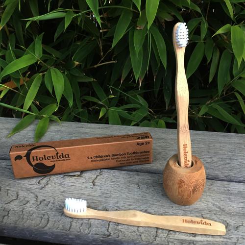 Childrens-toothbrush-2-cropped-1-2.png