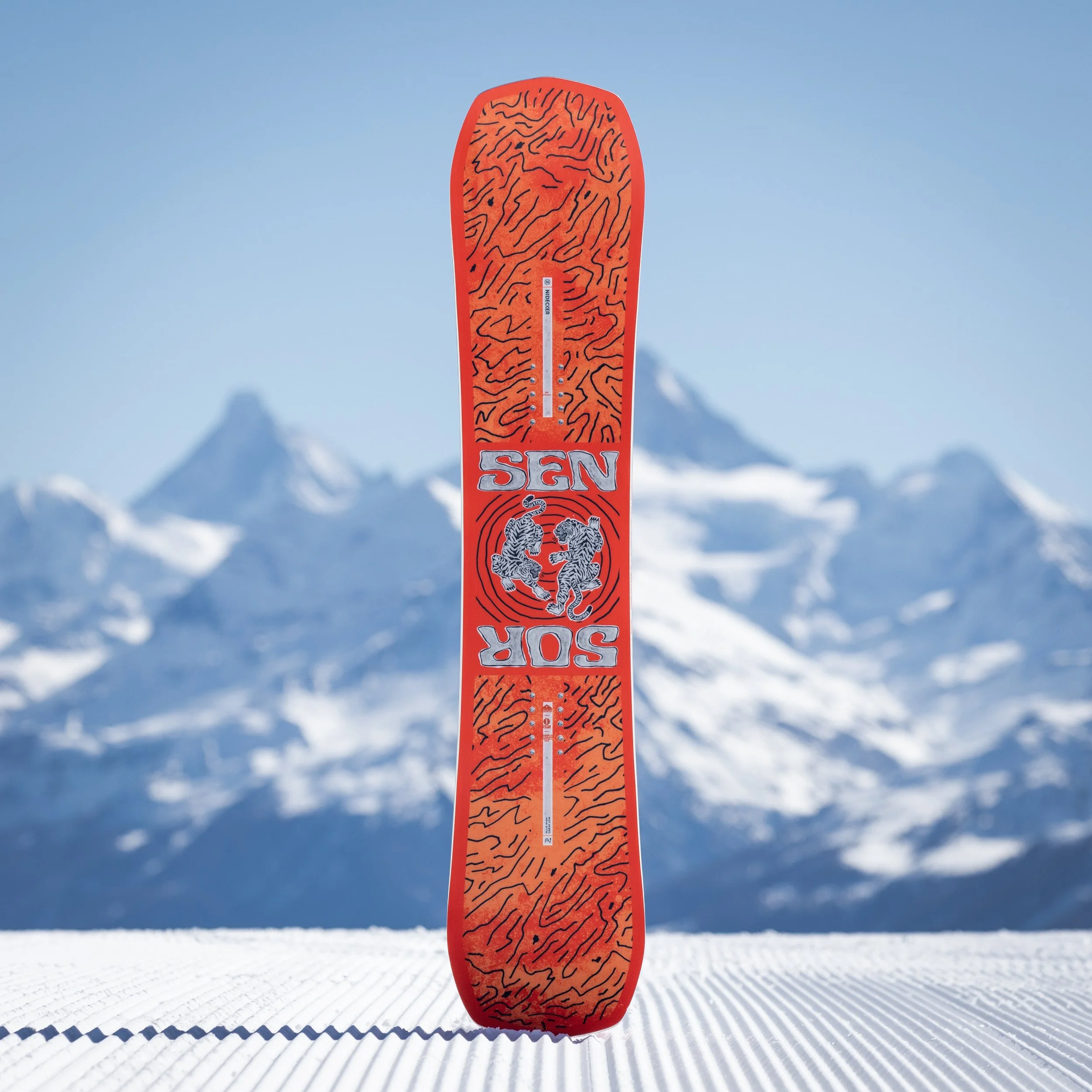 Nidecker-Snowboards-SensorYouth-2024-2025-Snow-2.jpg
