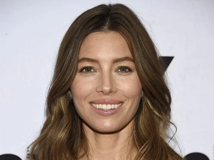 30s_Jessica-Biel-737x1024.jpg